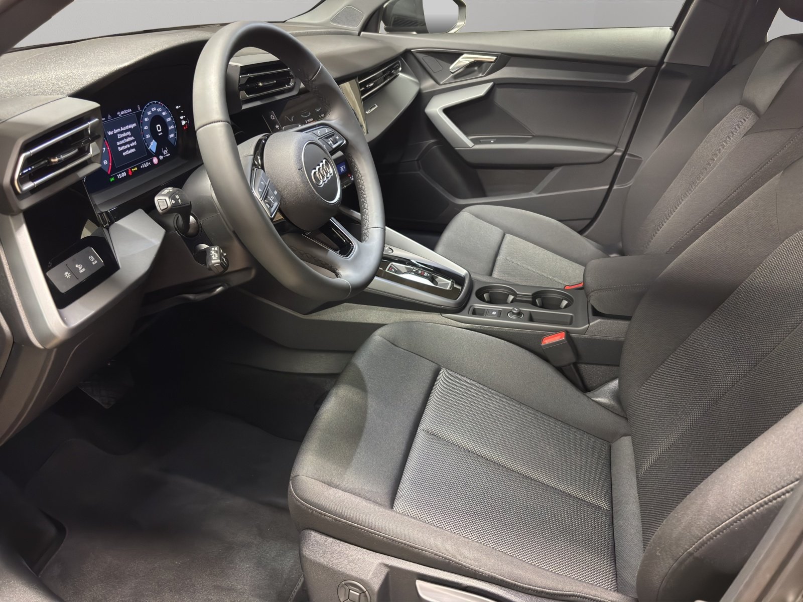AUDI A3 Sportback 1.5 TFSI S-Tronic, Mild-Hybrid Petrol/Electric, Second hand / Used, Automatic - 6