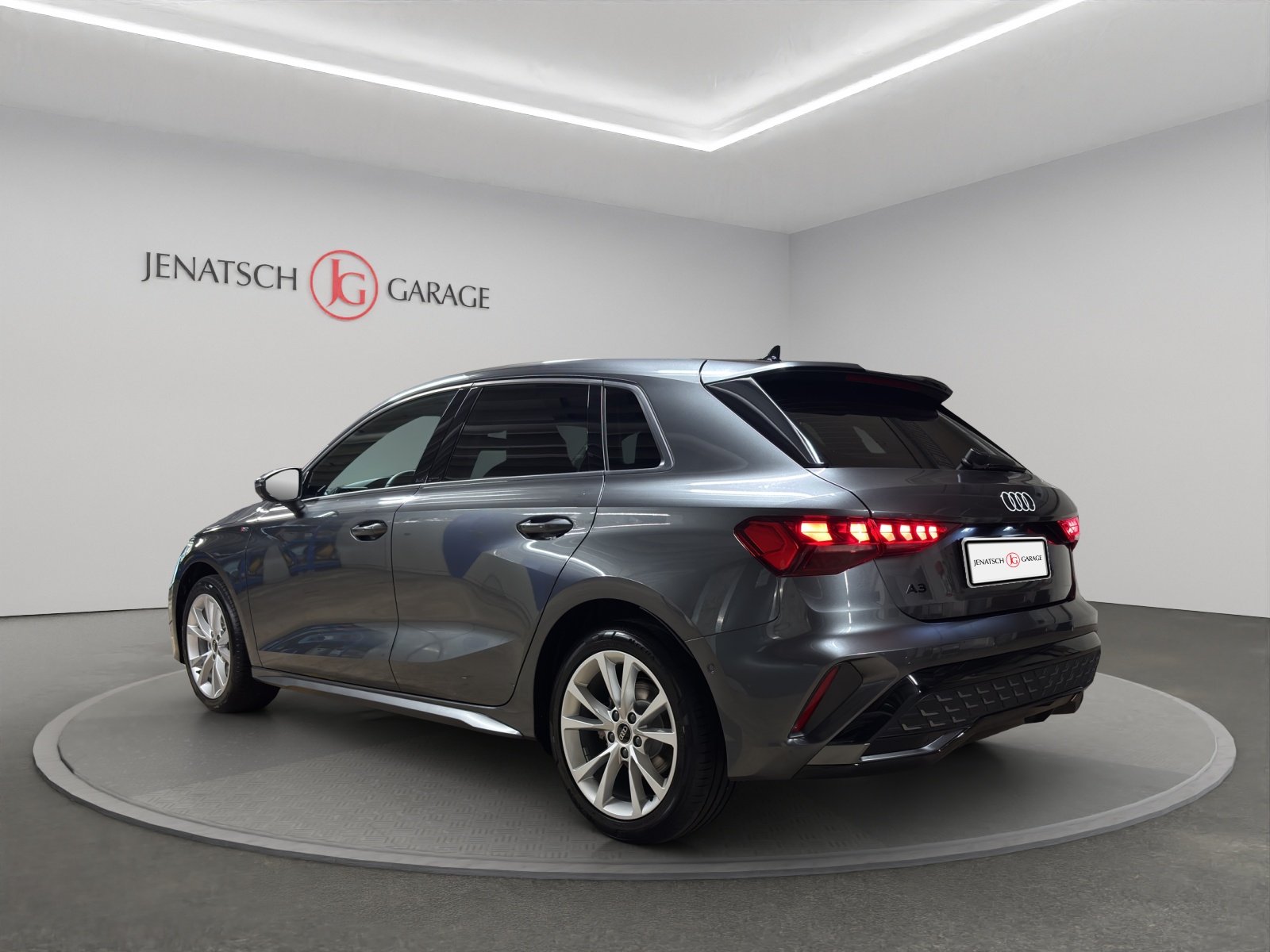 AUDI A3 Sportback 1.5 35 TFSI S Line S-Tronic, Mild-Hybrid Benzin/Elektro, Occasion / Gebraucht, Automatik - 2
