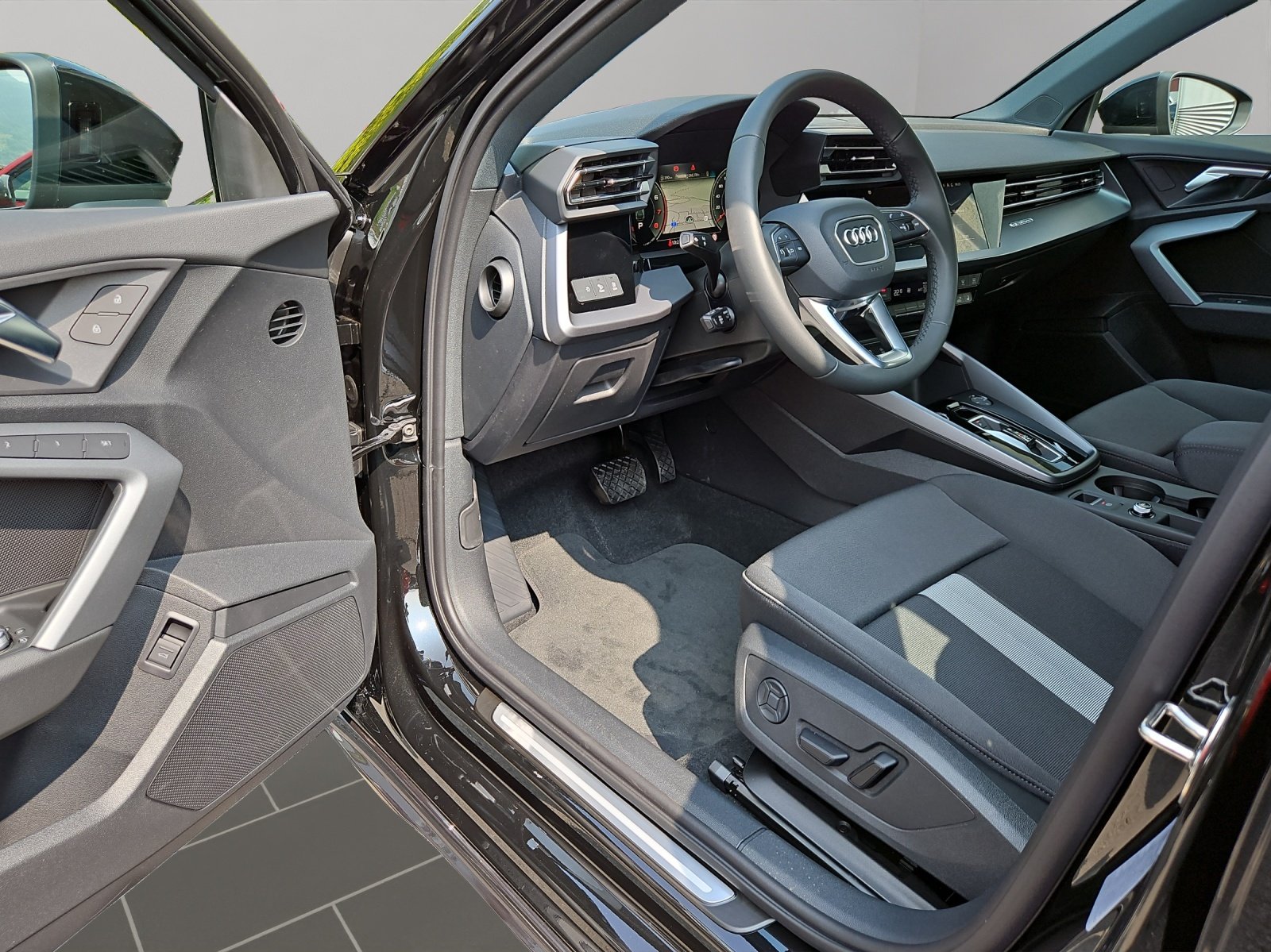 AUDI A3 allstreet 40 TFSI S-tronic quatttro, Essence, Occasion / Utilisé, Automatique - 7