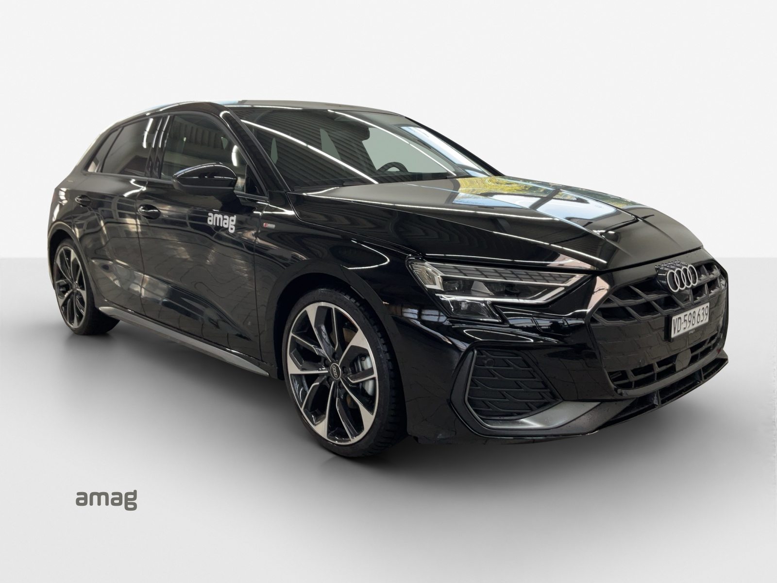 AUDI A3 Sportback TFSI 110 kW S line Attraction, Benzin, Occasion / Gebraucht, Automatik - 6