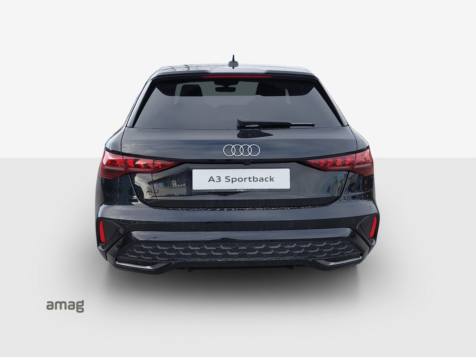 AUDI A3 Sportback TFSI 110 kW S line Attraction, Essence, Occasion / Utilisé, Automatique - 4