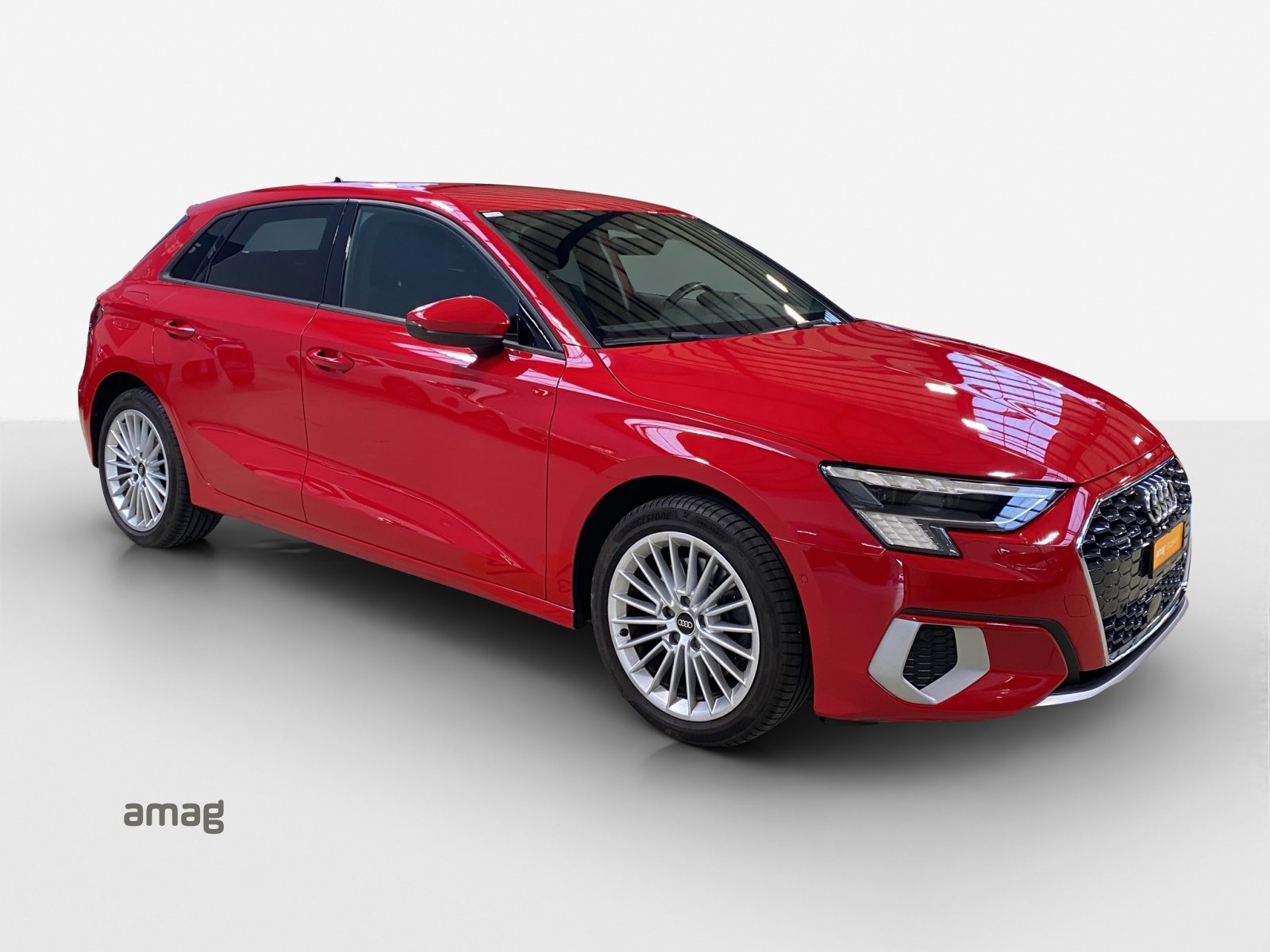 AUDI A3 Sportback 40 TFSI advanced, Petrol, Second hand / Used, Automatic - 6