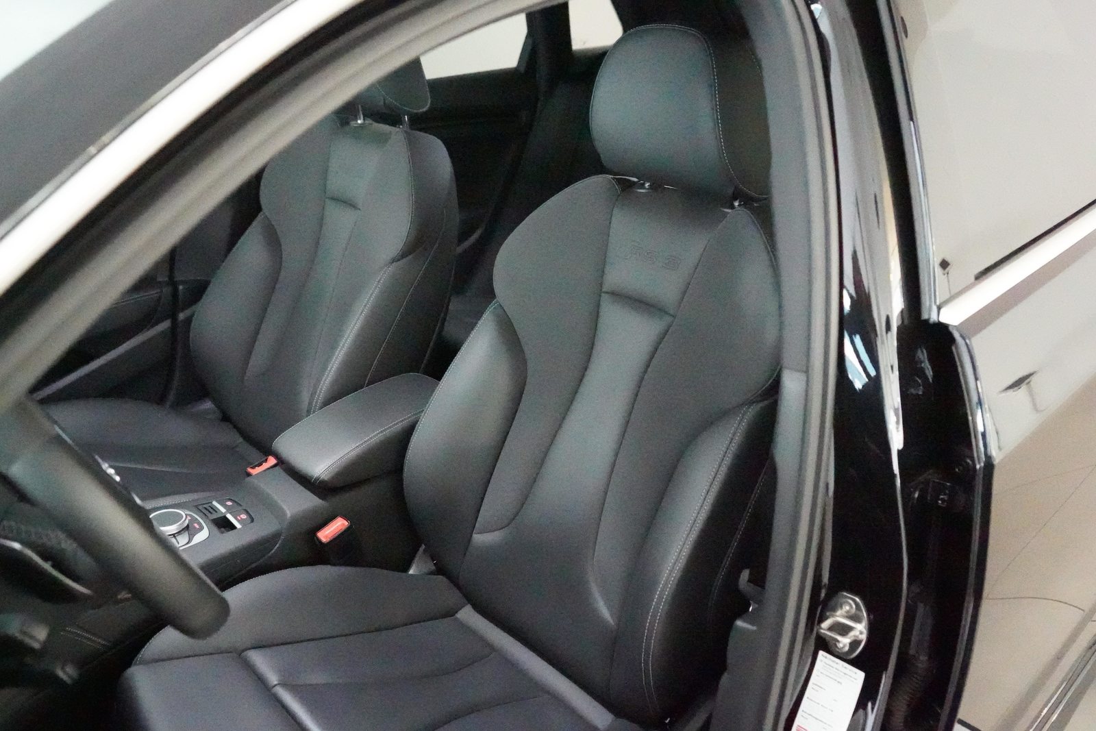 AUDI RS3 Sportback 2.5 T FSI quattro S-Tronic, Essence, Occasion / Utilisé, Automatique - 6