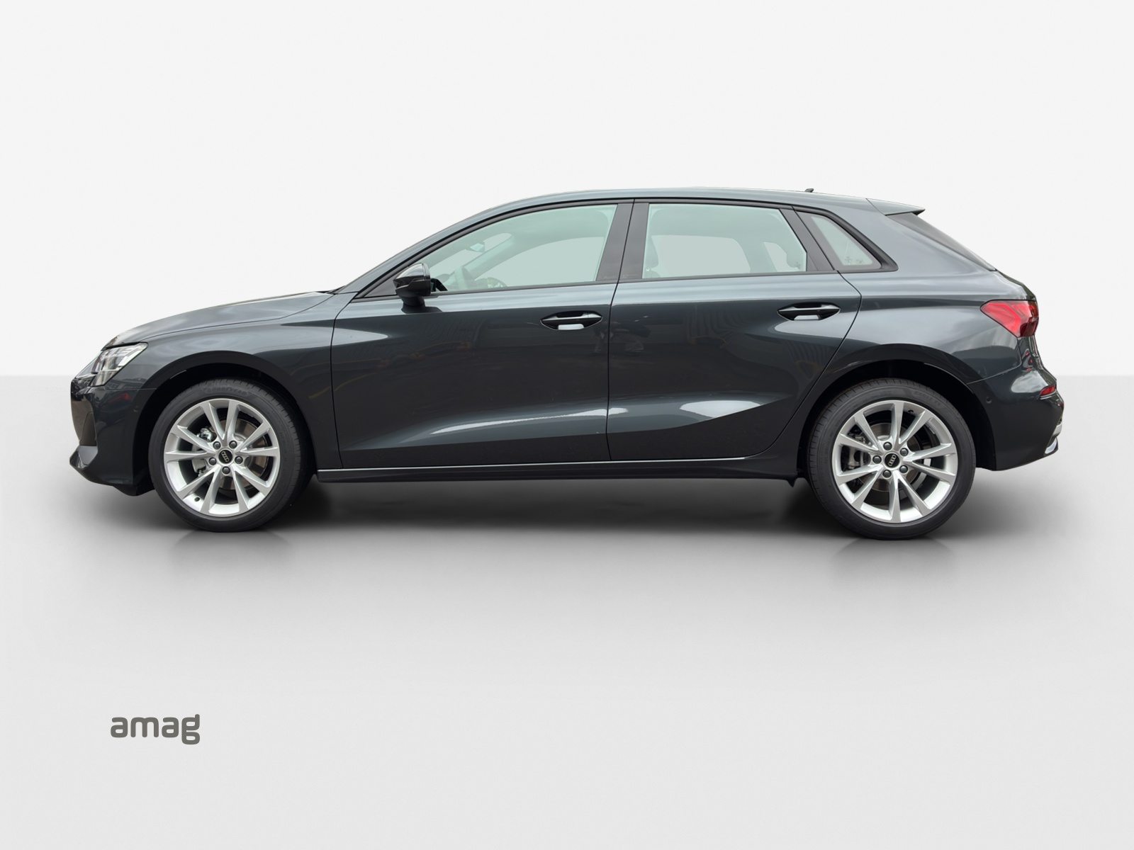 AUDI A3 Sportback TFSI 110 kW Attraction, Essence, Occasion / Utilisé, Automatique - 2