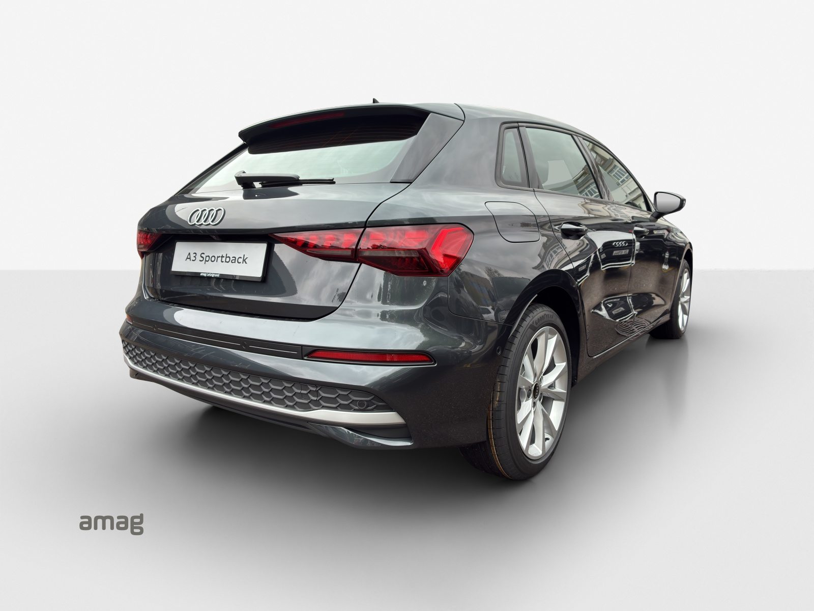 AUDI A3 Sportback TFSI 110 kW Attraction, Essence, Occasion / Utilisé, Automatique - 5