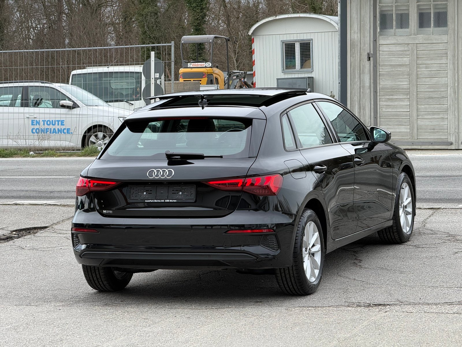 AUDI A3 Sportback 35 TFSI Attraction S-tronic, Mild-Hybrid Petrol/Electric, Second hand / Used, Automatic - 5
