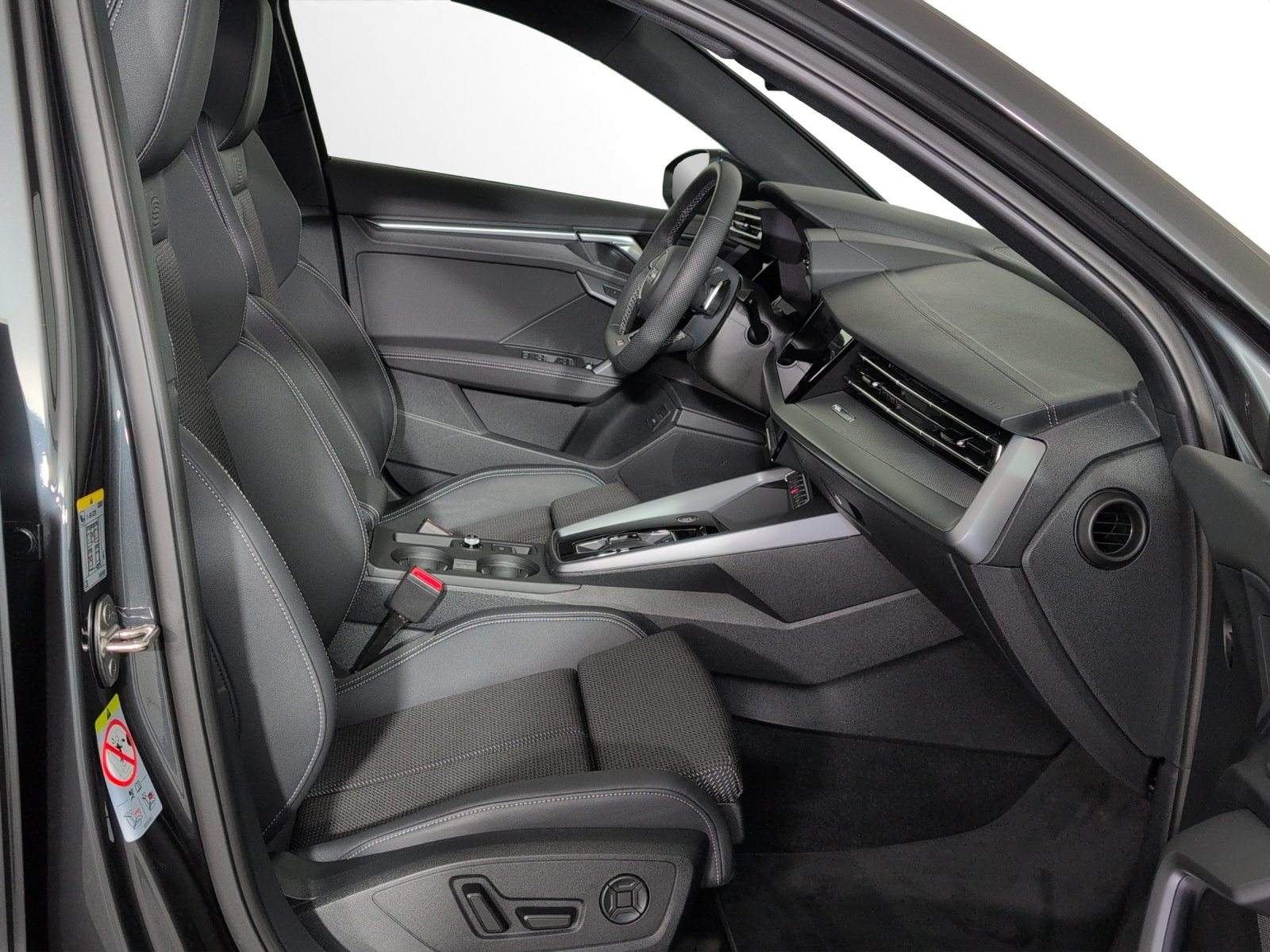 AUDI A3 Sportback 35 TFSI advanced Attraction, Essence, Occasion / Utilisé, Automatique - 7