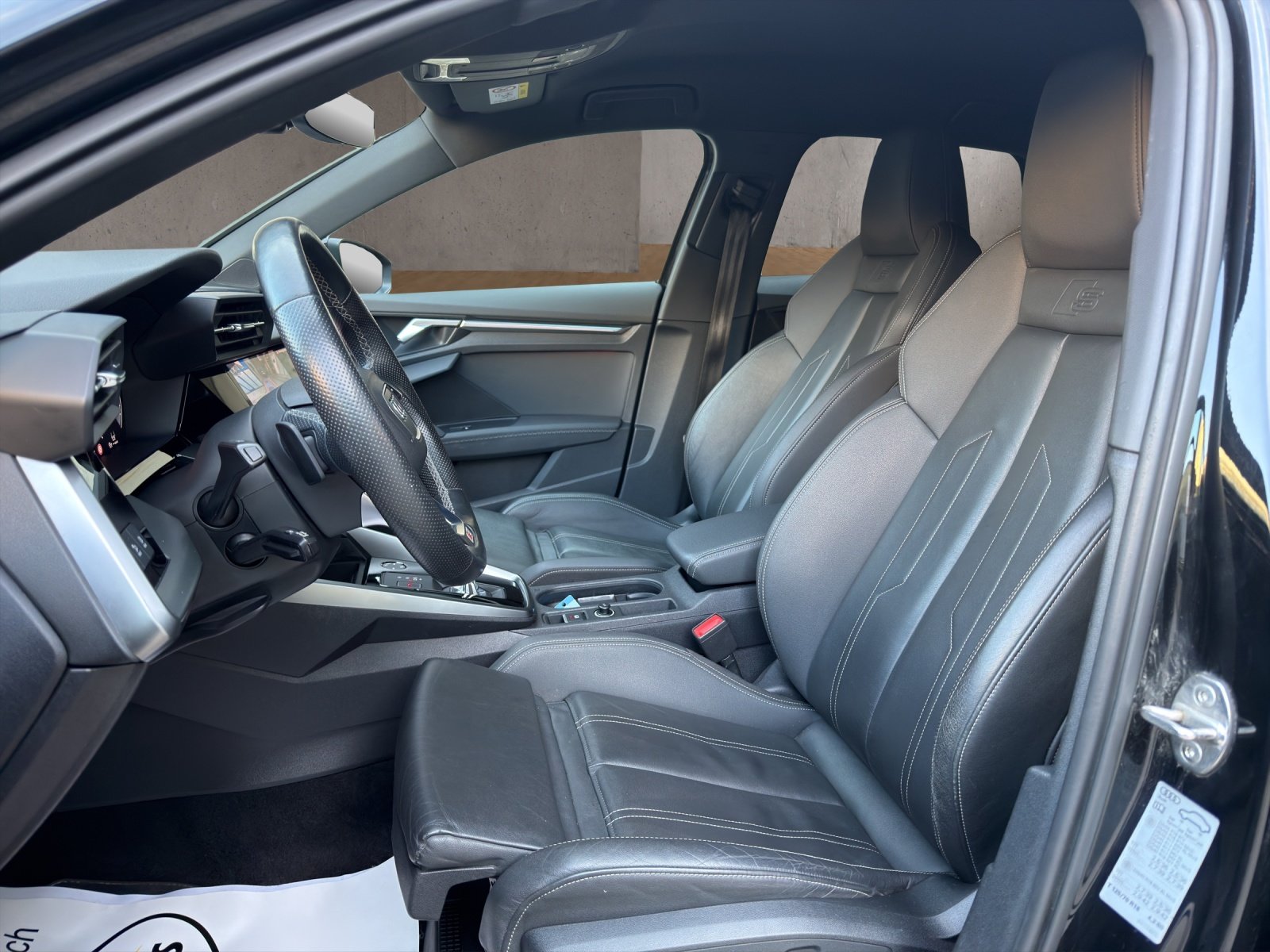 AUDI A3 Sportback 35 TFSI S line S-tronic, Hybride Léger Essence/Électricité, Occasion / Utilisé, Automatique - 6