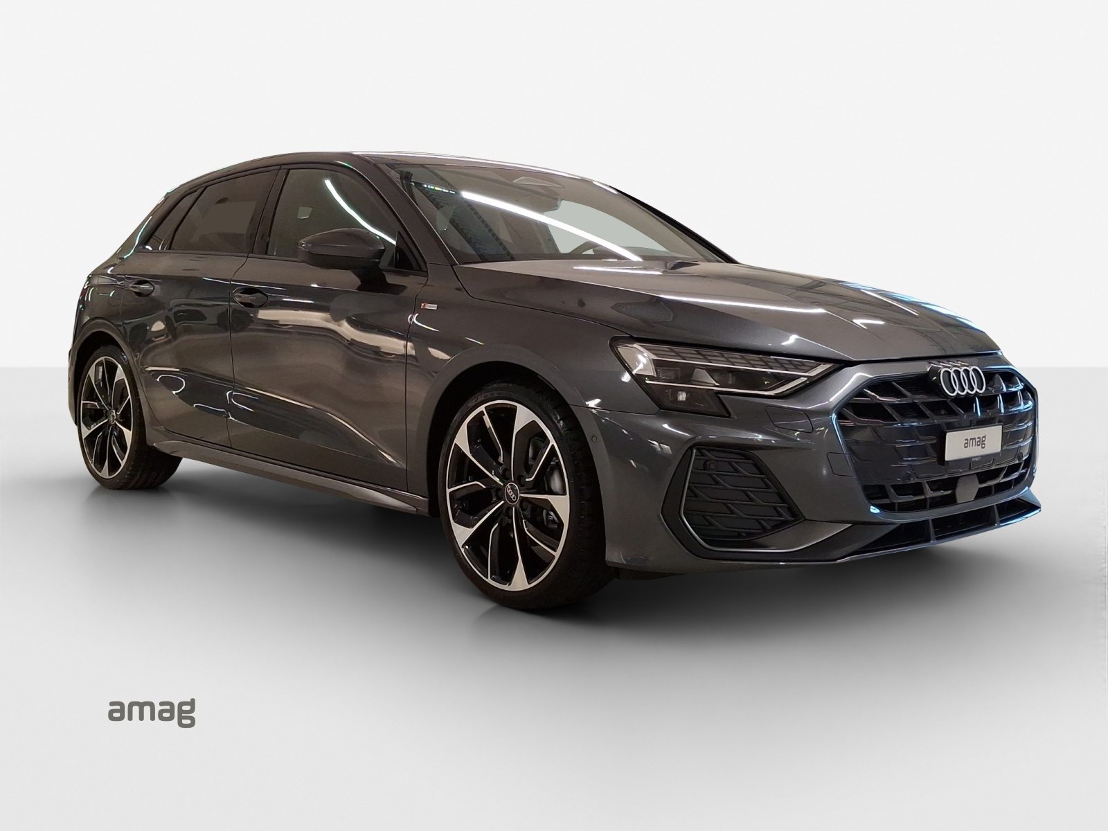 AUDI A3 Sportback TFSI 110 kW S line Attraction, Benzin, Occasion / Gebraucht, Automatik - 6