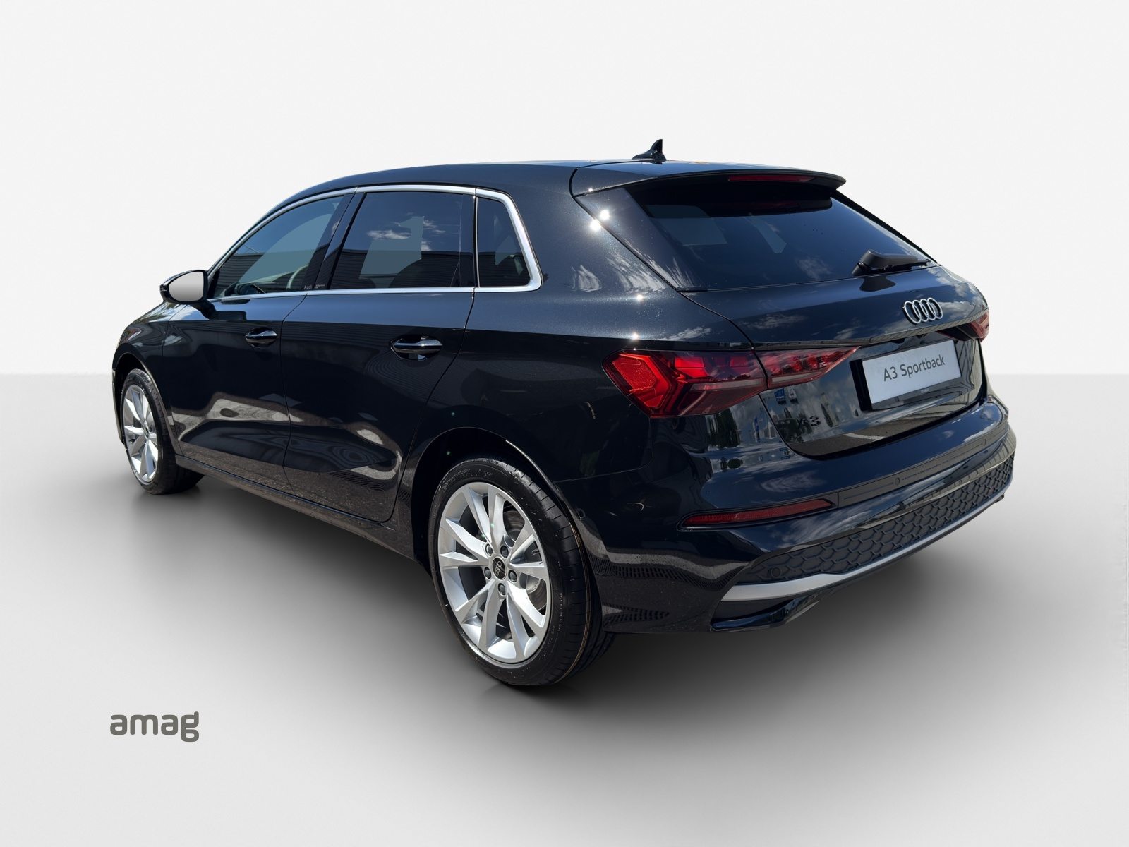 AUDI A3 Sportback TFSI 110 kW Attraction, Benzina, Occasioni / Usate, Automatico - 3