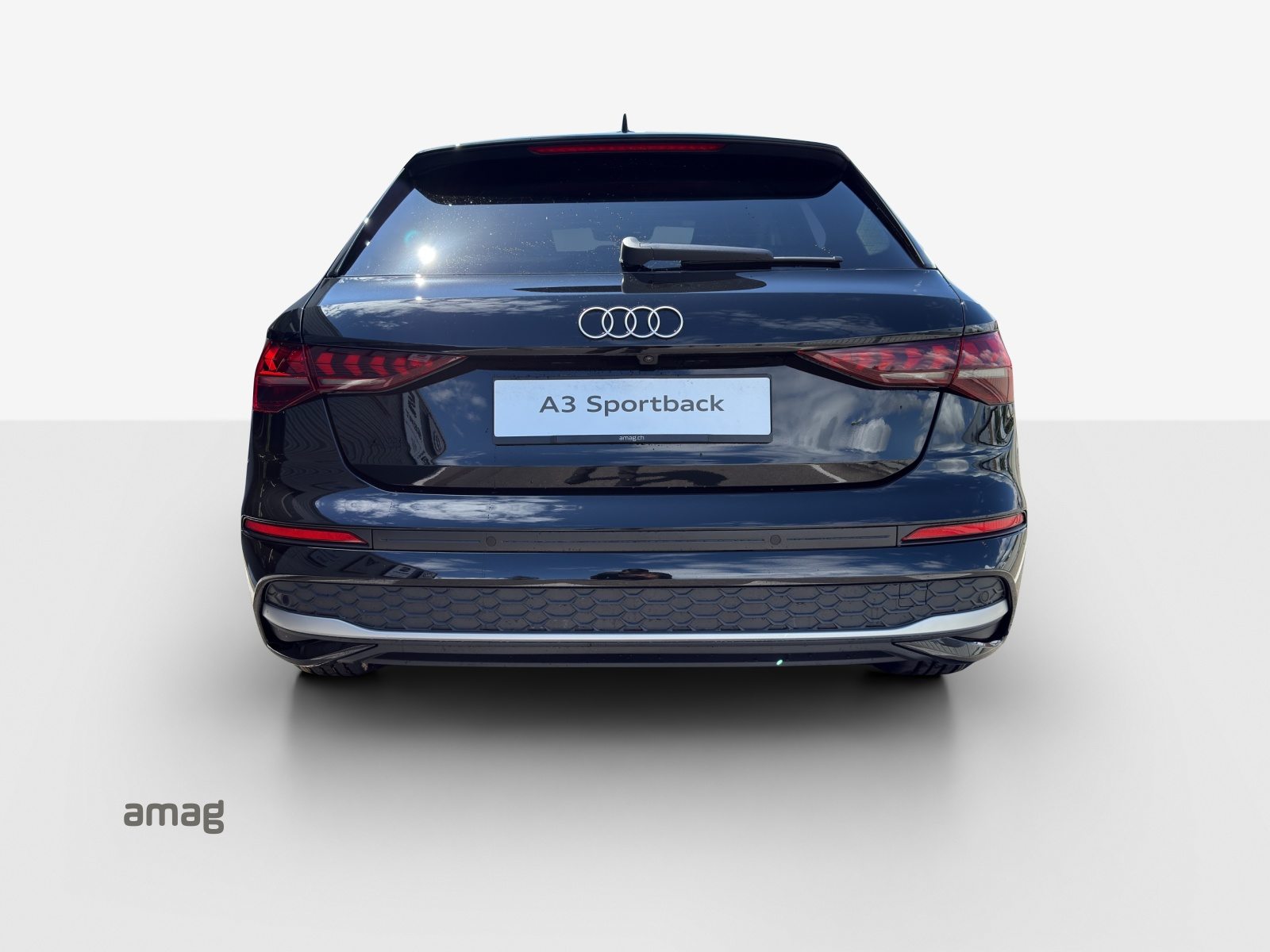 AUDI A3 Sportback TFSI 110 kW Attraction, Benzina, Occasioni / Usate, Automatico - 4