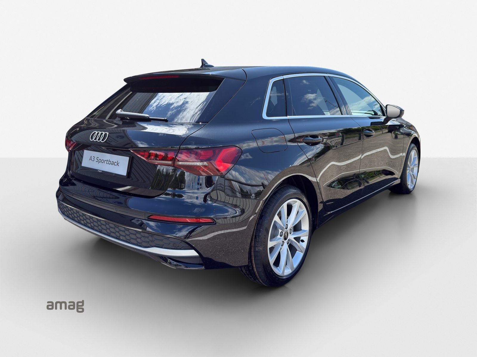 AUDI A3 Sportback TFSI 110 kW Attraction, Benzina, Occasioni / Usate, Automatico - 5