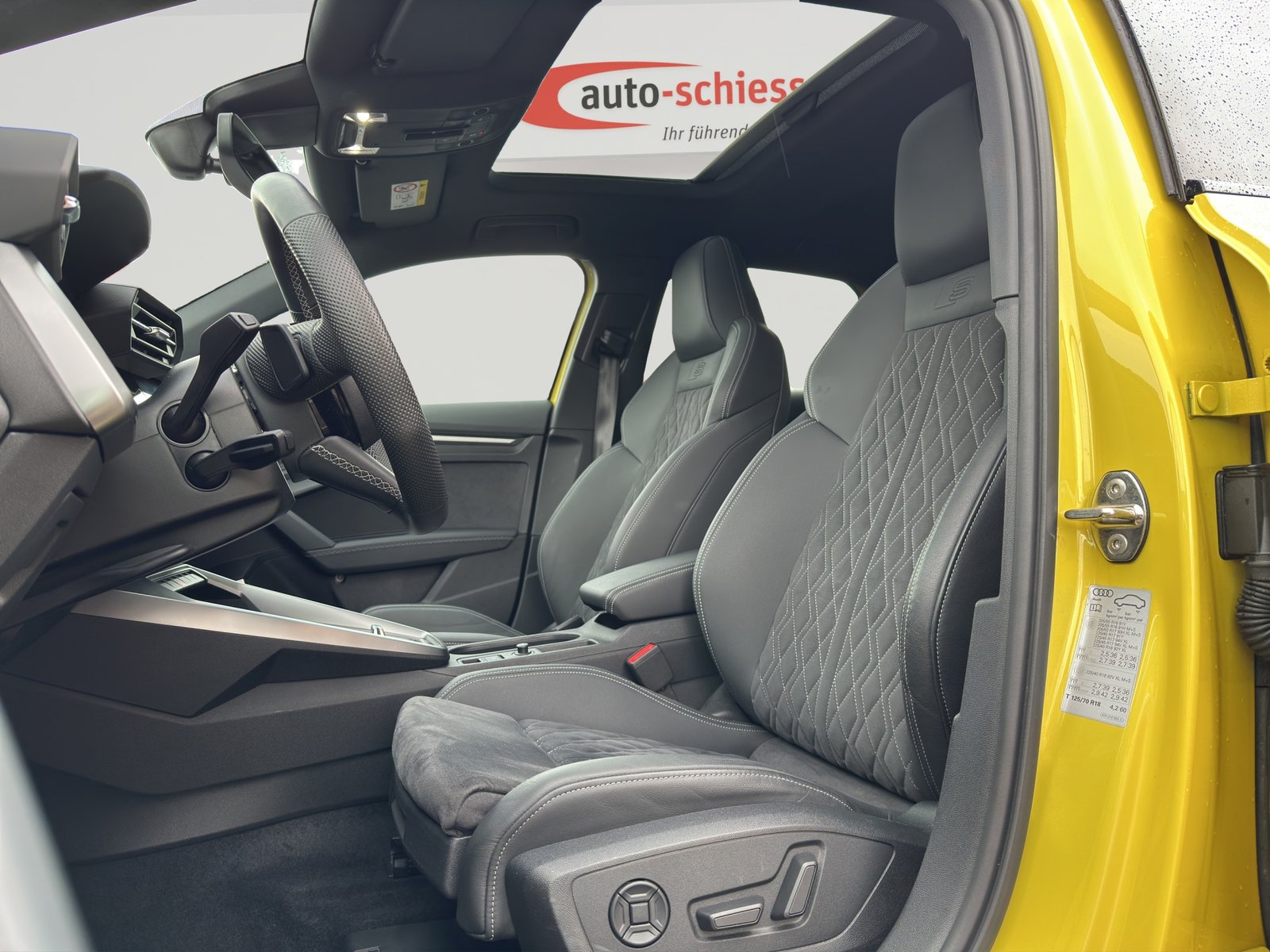 AUDI A3 Sportback 35 TFSI S Line S-tronic, Hybride Léger Essence/Électricité, Occasion / Utilisé, Automatique - 6