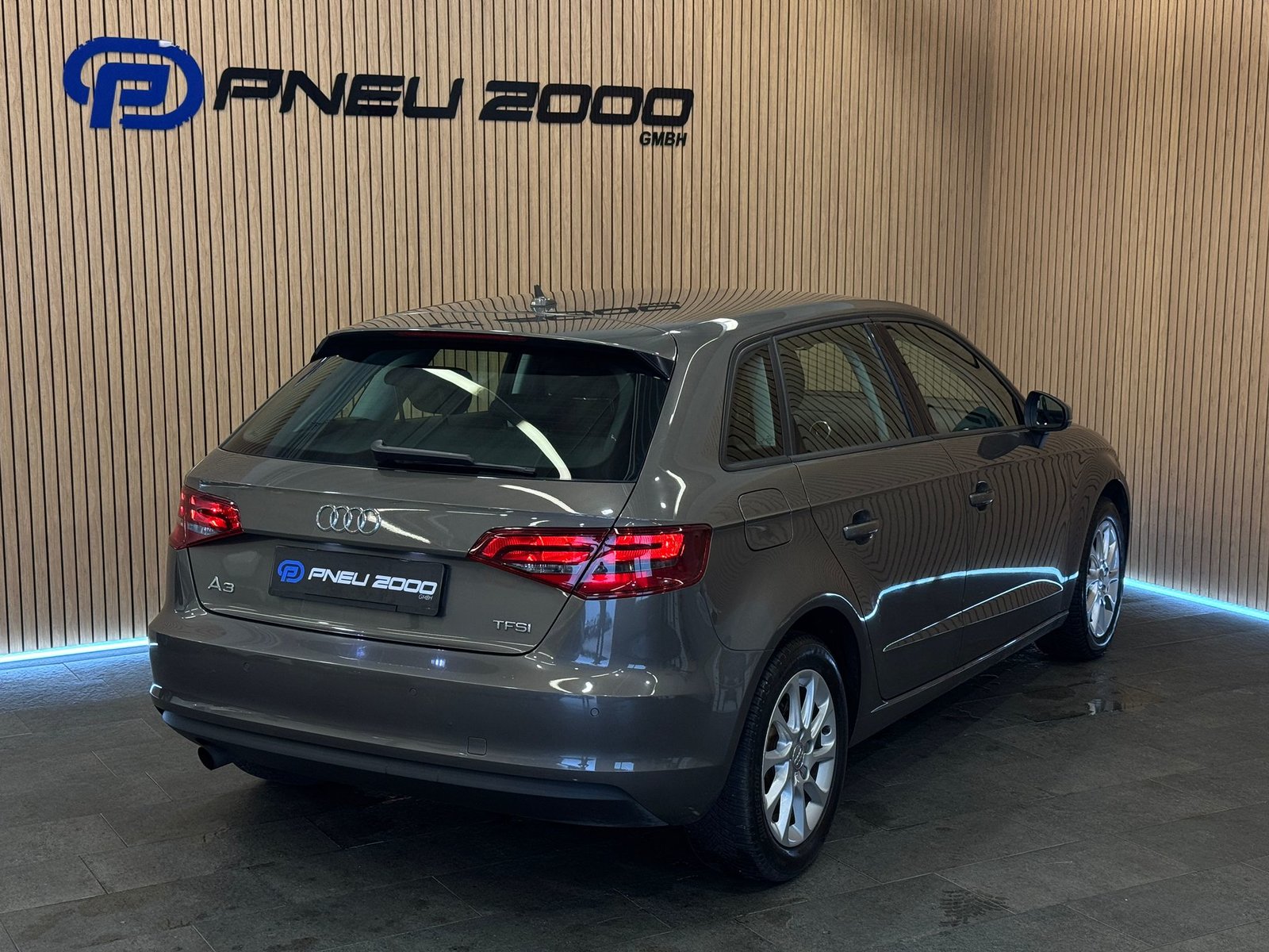 AUDI A3 Sportback 1.2 TFSI Attraction, Benzin, Occasion / Gebraucht, Handschaltung - 3