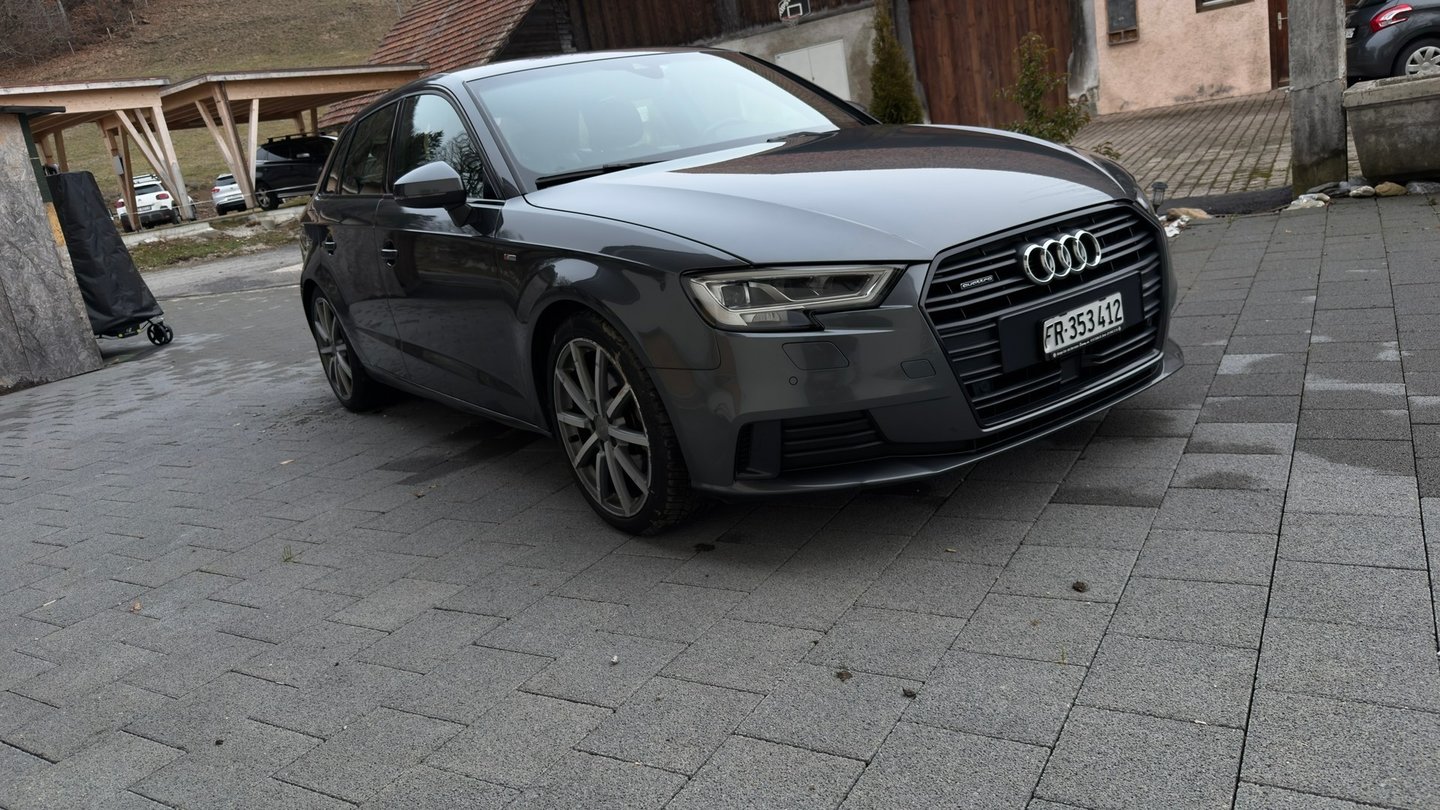 AUDI A3 Sportback 2.0 T FSI Design qu. S-Tronic, Essence, Occasion / Utilisé, Automatique - 2
