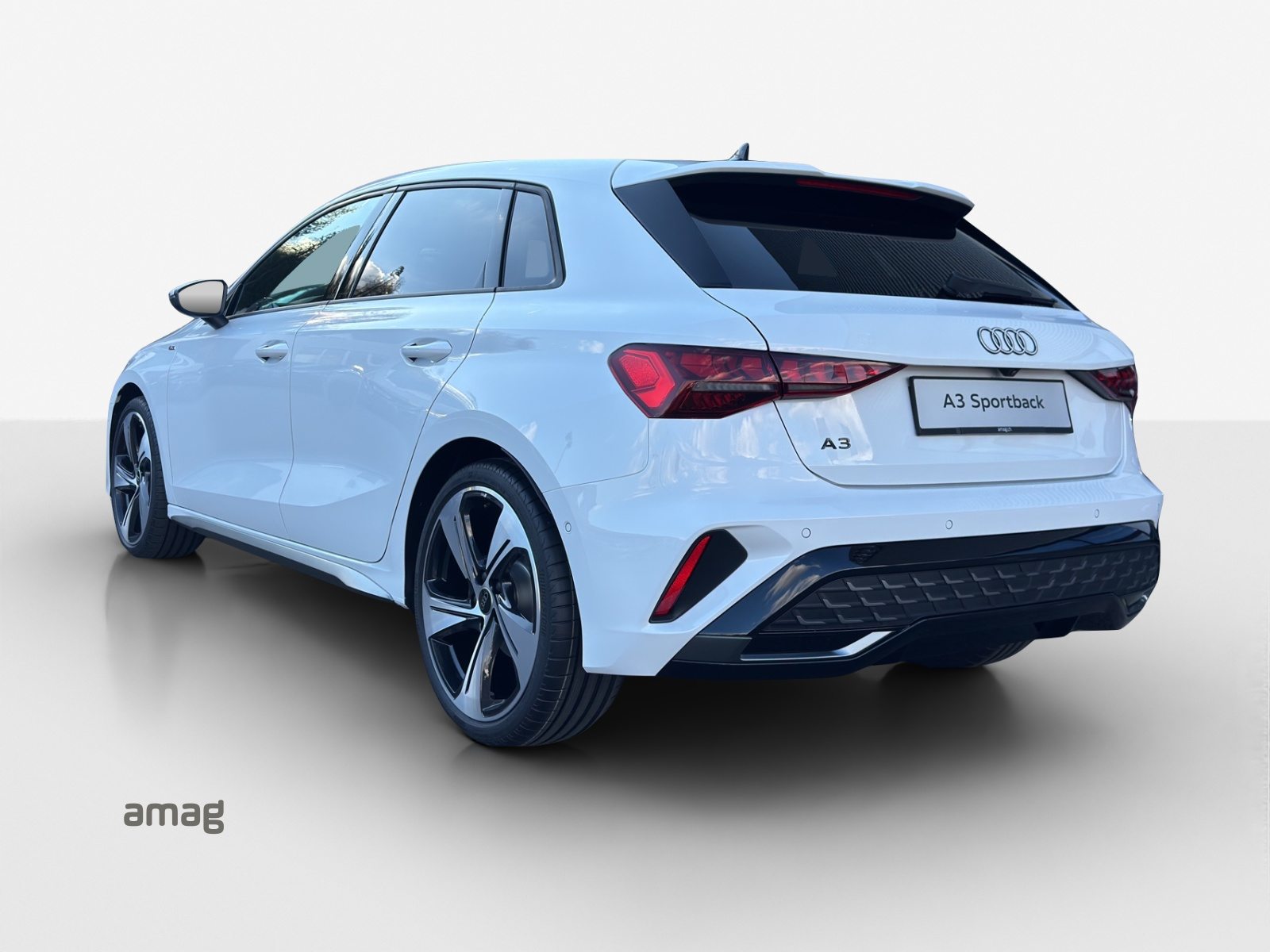 AUDI A3 Sportback 35 TFSI S line Attraction, Essence, Occasion / Utilisé, Automatique - 3