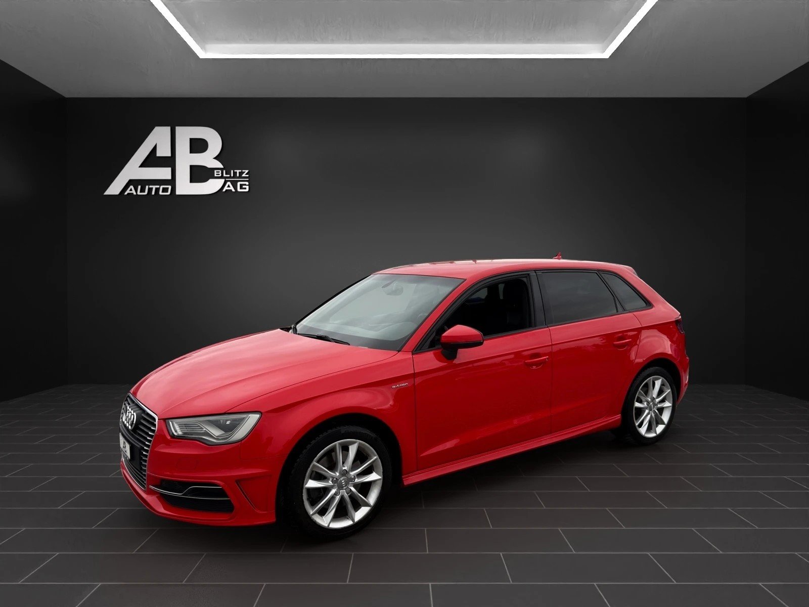 AUDI A3 Sportback 1.4 e-tron Ambition S-tronic, Plug-in-Hybrid Benzin/Elektro, Occasion / Gebraucht, Automatik - 2