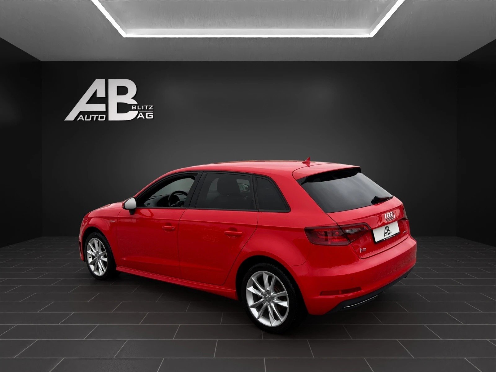 AUDI A3 Sportback 1.4 e-tron Ambition S-tronic, Plug-in-Hybrid Benzin/Elektro, Occasion / Gebraucht, Automatik - 3
