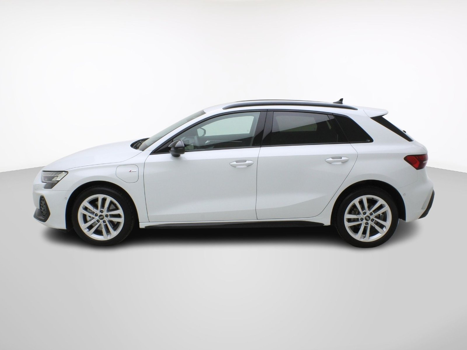 AUDI A3 Sportback 40 TFSI e S line S-Tronic **Audi Werksgara, Plug-in-Hybrid Benzin/Elektro, Occasion / Gebraucht, Automatik - 3