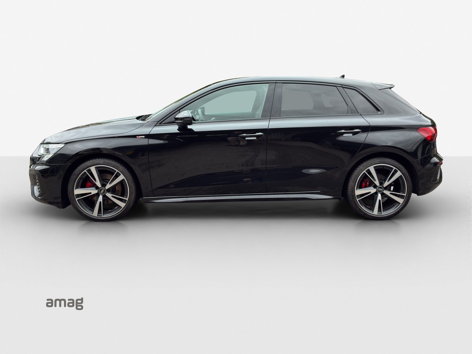 AUDI A3 Sportback 35 TFSI S line Attraction, Benzin, Occasion / Gebraucht, Automatik - 2