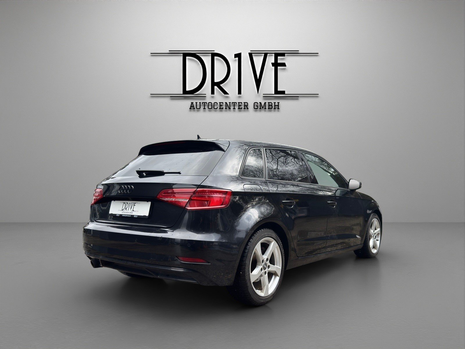 AUDI A3 Sportback 30 TDI Sport S-tronic, Diesel, Second hand / Used, Automatic - 5