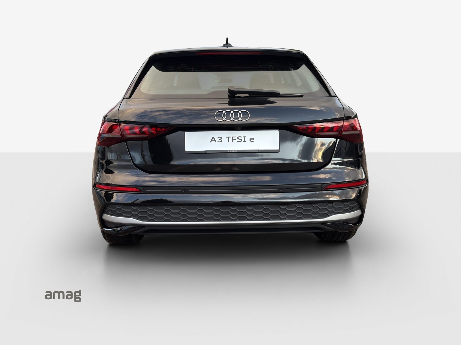 AUDI A3 Sportback 40 TFSI e Attraction, Hybride Intégral Essence/Électricité, Occasion / Utilisé, Automatique - 4