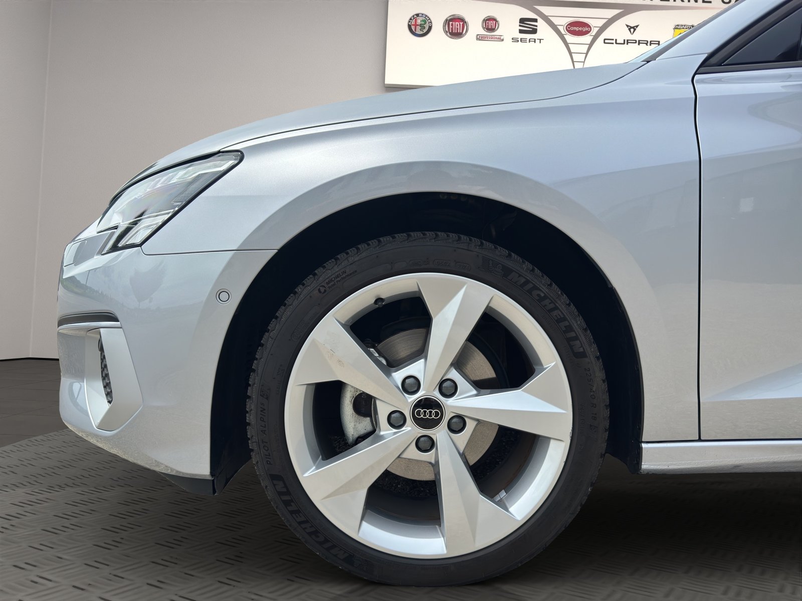 AUDI A3 Sportback 35 TFSI advanced Attraction S-tronic, Mild-Hybrid Benzin/Elektro, Occasion / Gebraucht, Automatik - 6