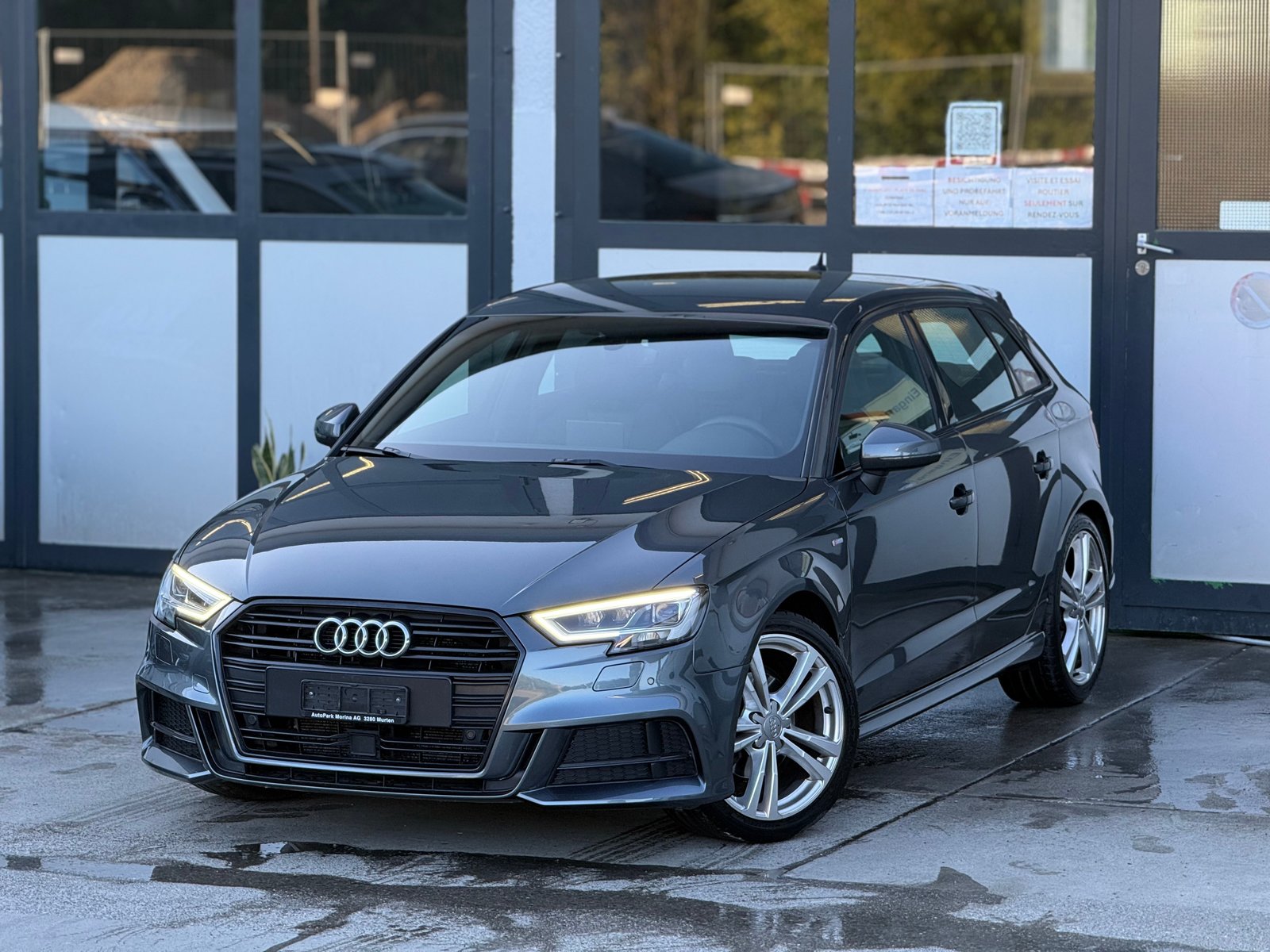 AUDI A3 Sportback 35 TFSI Sport Attraction, Petrol, Second hand / Used, Manual