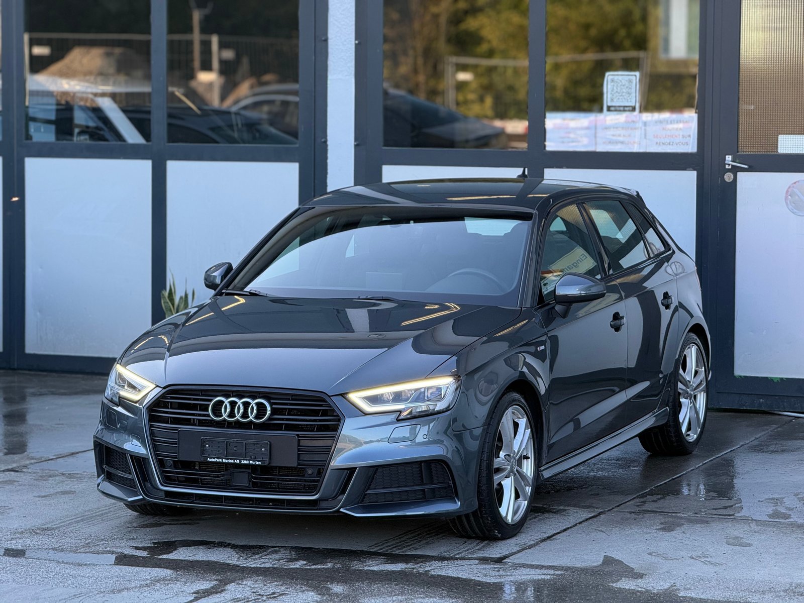 AUDI A3 Sportback 35 TFSI Sport Attraction, Petrol, Second hand / Used, Manual - 2