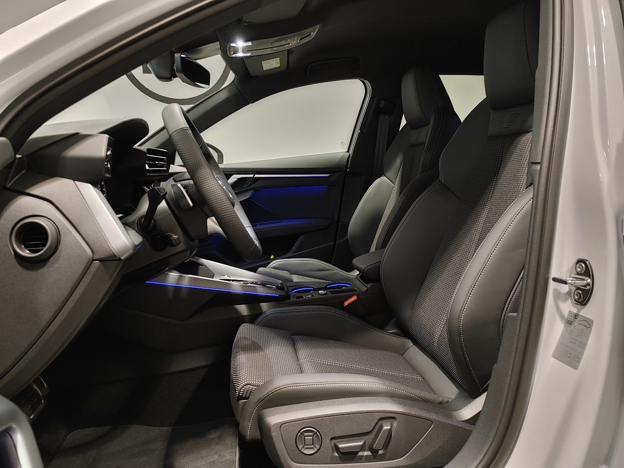 AUDI A3 Sportback 45 TFSI e S line Attraction, Voll-Hybrid Benzin/Elektro, Occasion / Gebraucht, Automatik - 4