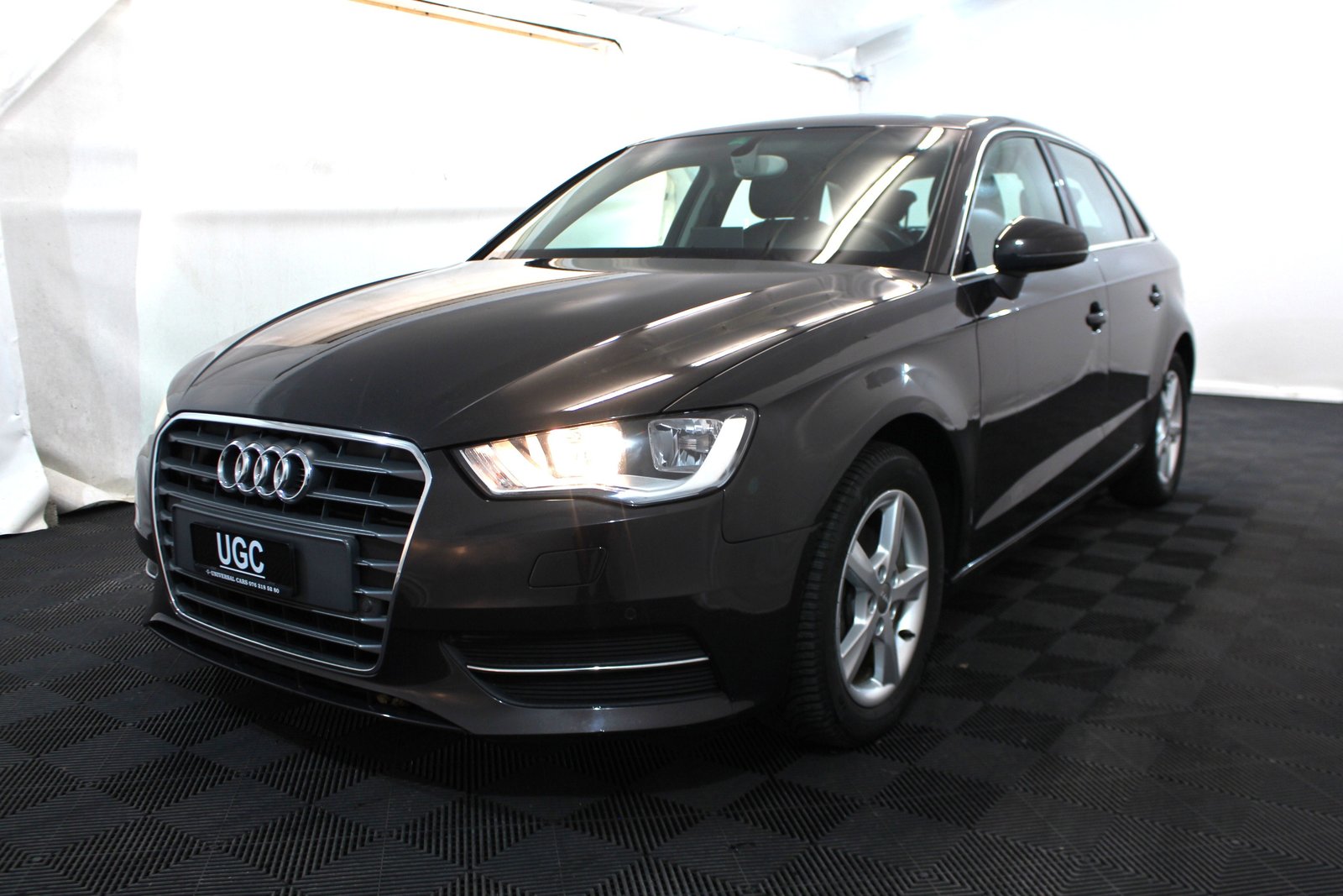 AUDI A3 Sportback 1.4 T FSI Ambiente S-Tronic, Benzin, Occasion / Gebraucht, Automatik - 3