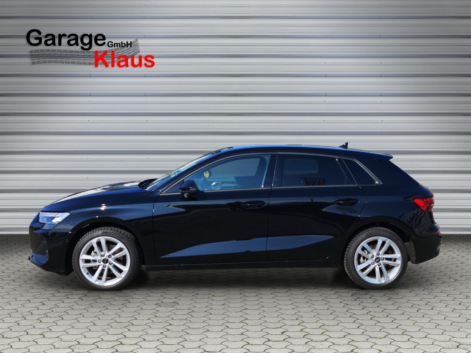 AUDI A3 Sportback 35 TFSI Attraction S-tronic, Mild-Hybrid Benzin/Elektro, Occasion / Gebraucht, Automatik - 3