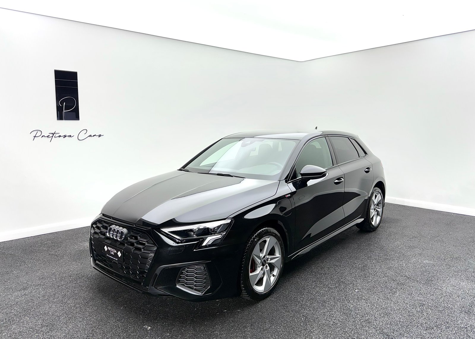 AUDI A3 Sportback 45 TFSI e S line S-tronic, Plug-in-Hybrid Petrol/Electric, Second hand / Used, Automatic - 2
