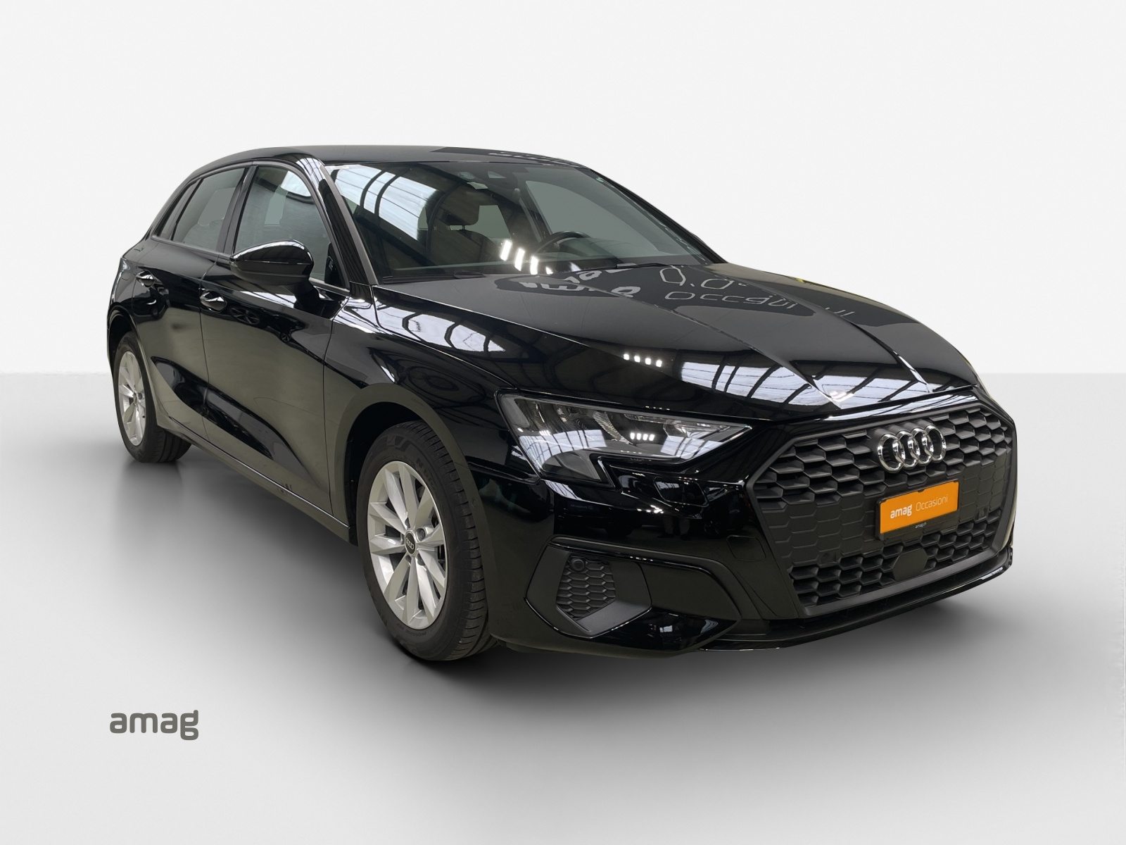 AUDI A3 Sportback 35 TFSI Attraction, Benzin, Occasion / Gebraucht, Automatik - 6