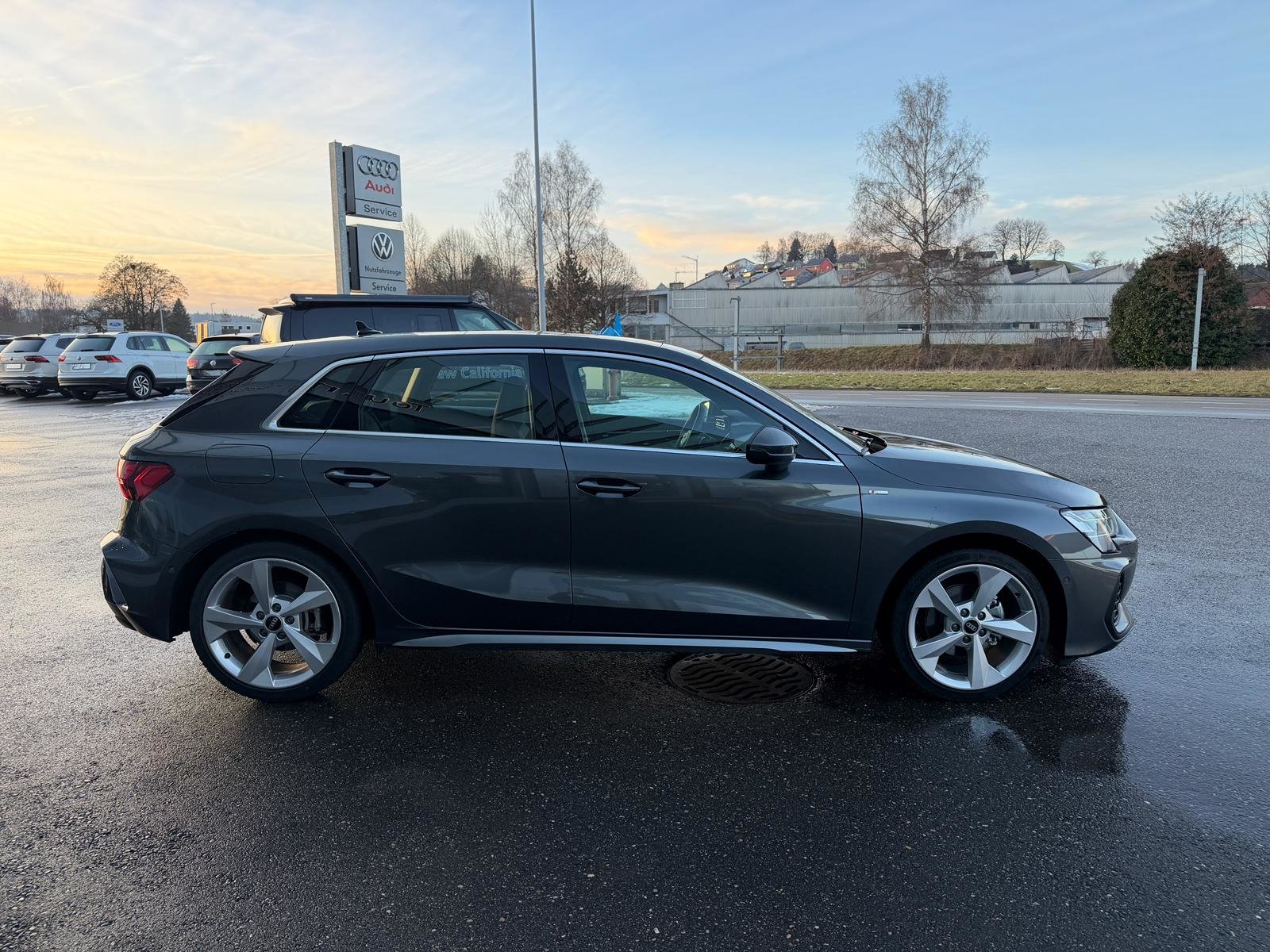 AUDI A3 Sportback 35 TFSI S line S-tronic, Mild-Hybrid Benzin/Elektro, Occasion / Gebraucht, Automatik - 6