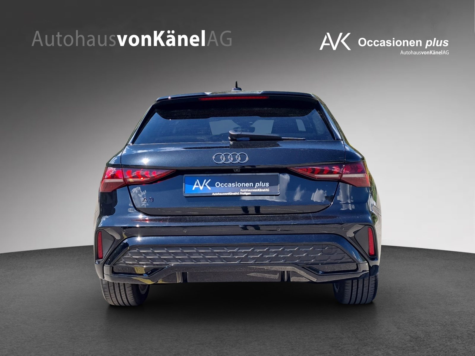 AUDI A3 Sportback 45 TFSI e S line, Full-Hybrid Petrol/Electric, Second hand / Used, Automatic - 5