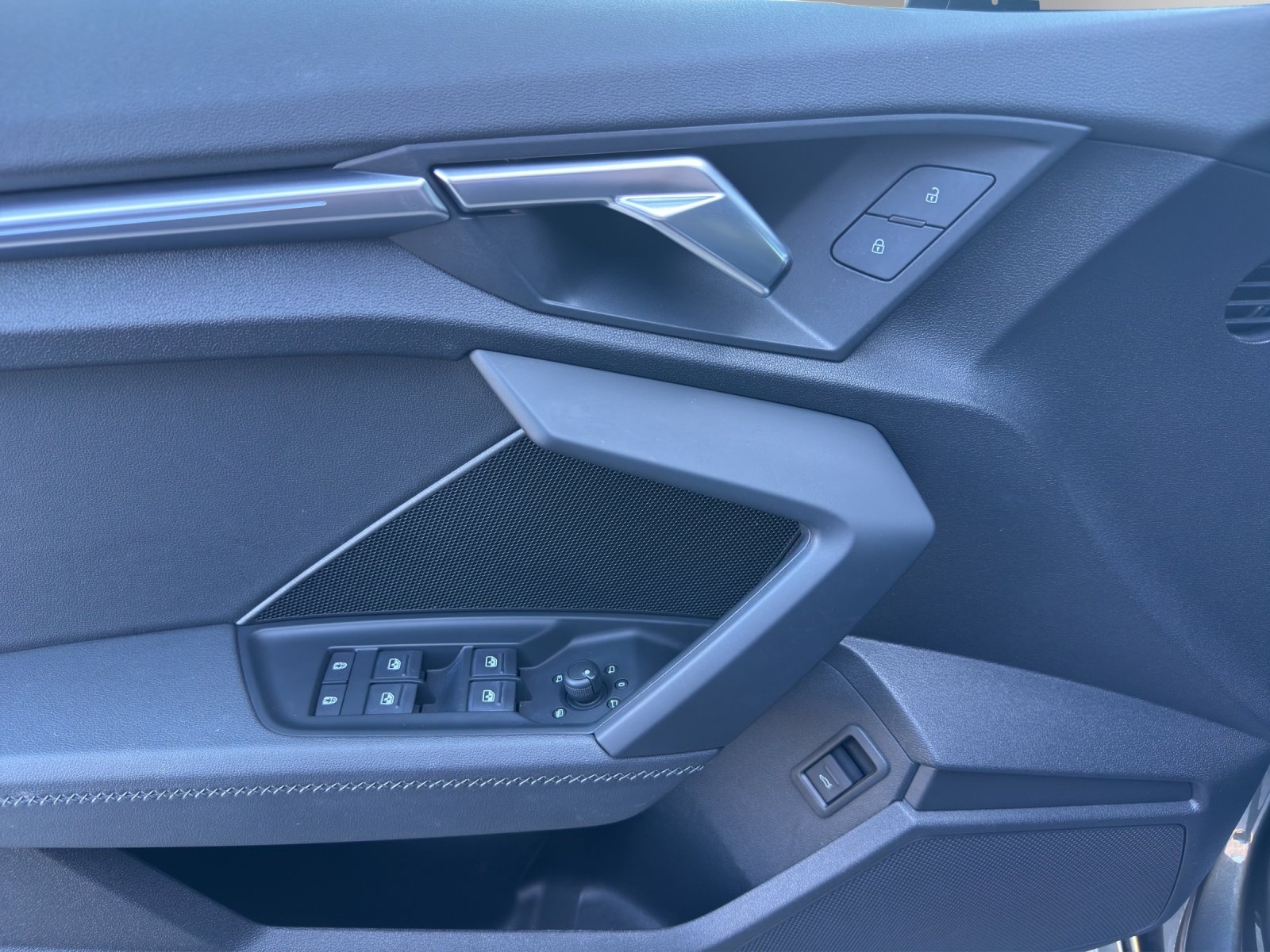 AUDI A3 SB 35 TFSI S line Attr, Mild-Hybrid Benzin/Elektro, Occasion / Gebraucht, Automatik - 7