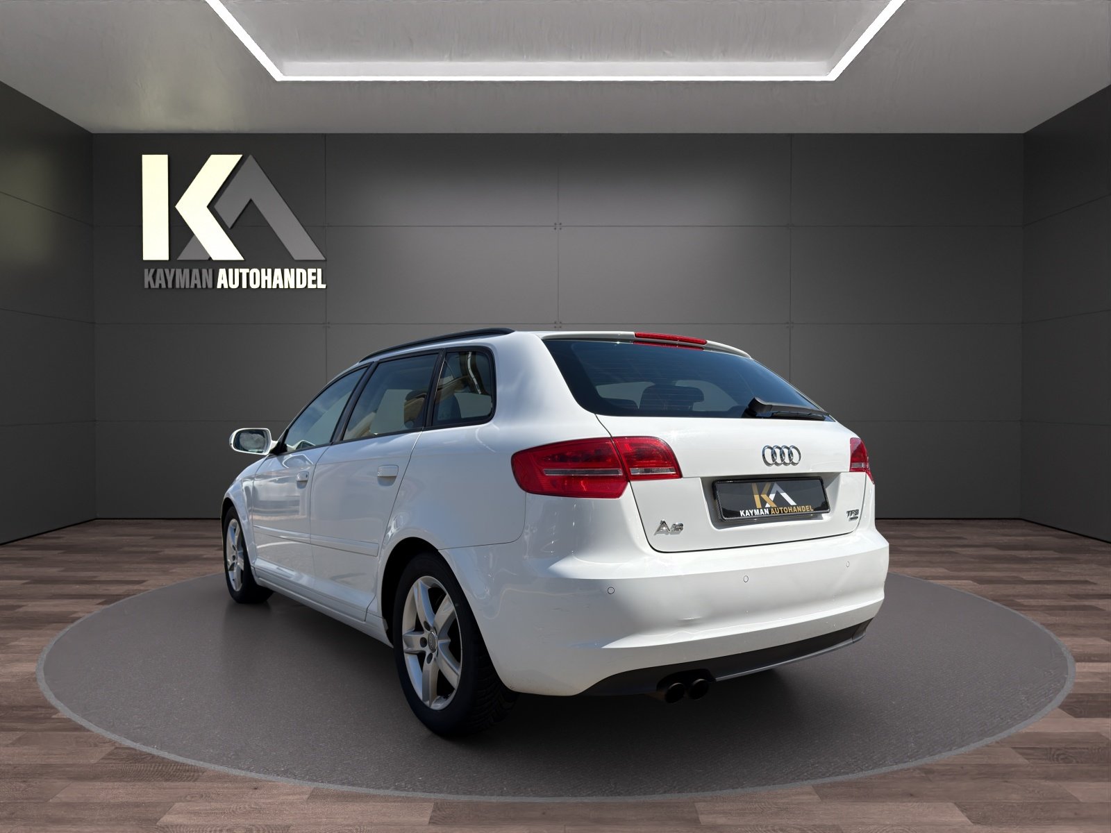 AUDI A3 Sportback 1.8 TFSI Attraction quattro / sicher unter, Essence, Occasion / Utilisé, Manuelle - 3
