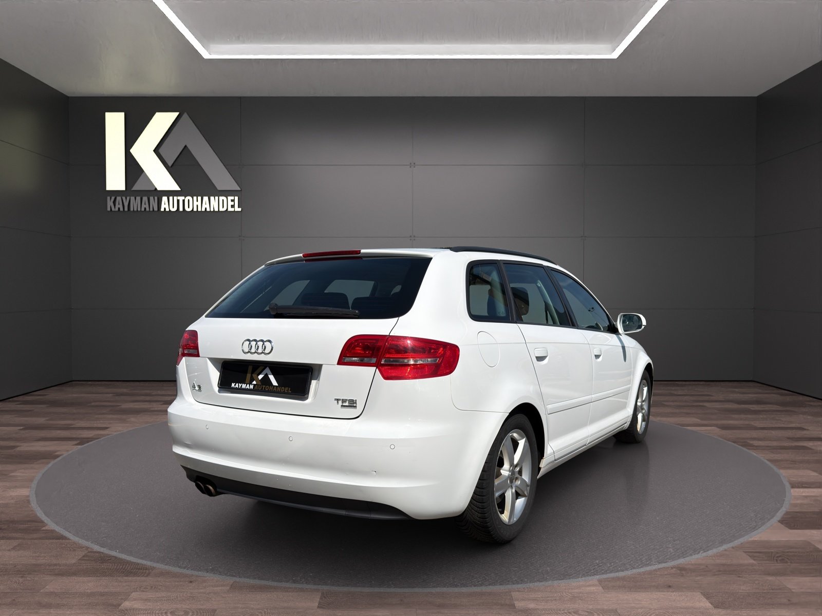 AUDI A3 Sportback 1.8 TFSI Attraction quattro / sicher unter, Essence, Occasion / Utilisé, Manuelle - 4