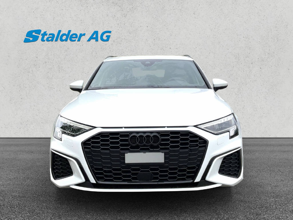 AUDI A3 Sportback 1.5 35 TFSI S Line S-Tronic, Mild-Hybrid Benzin/Elektro, Occasion / Gebraucht, Automatik - 2