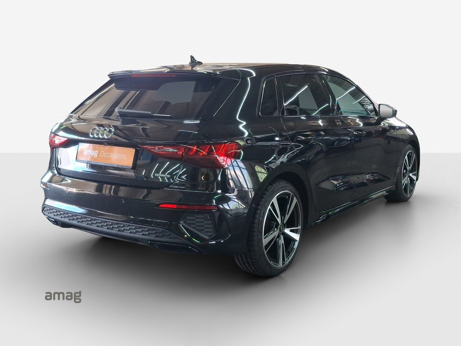 AUDI A3 Sportback 40 TFSI S line, Benzin, Occasion / Gebraucht, Automatik - 5