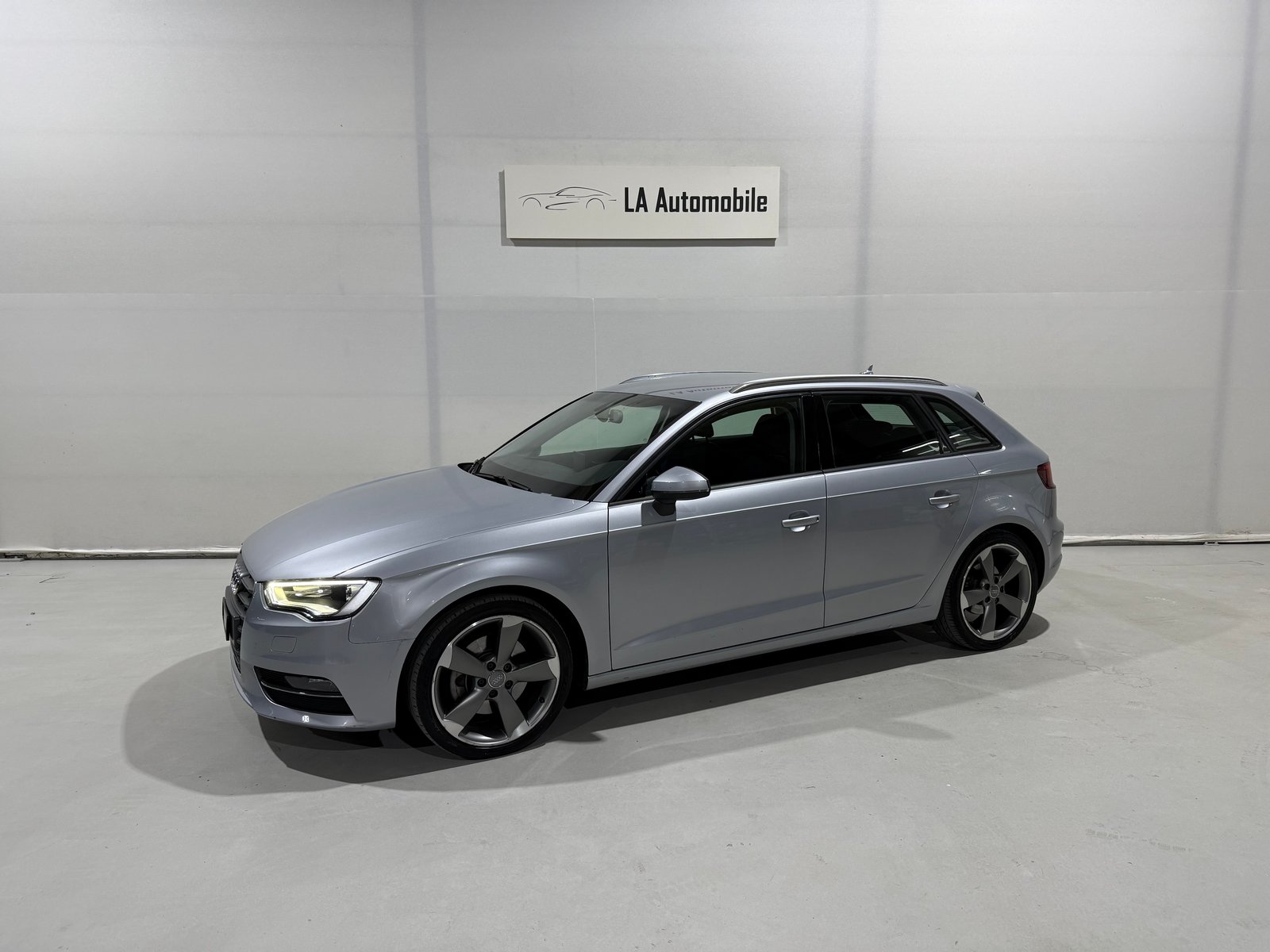 AUDI A3 Sportback 1.8 TFSI Ambition quattro S-tronic, Benzina, Occasioni / Usate, Automatico - 2