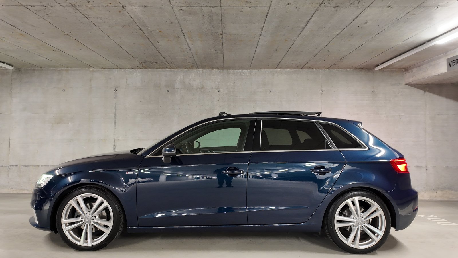 AUDI A3 Sportback 35 TFSI Sport S-tronic, Essence, Occasion / Utilisé, Automatique - 3