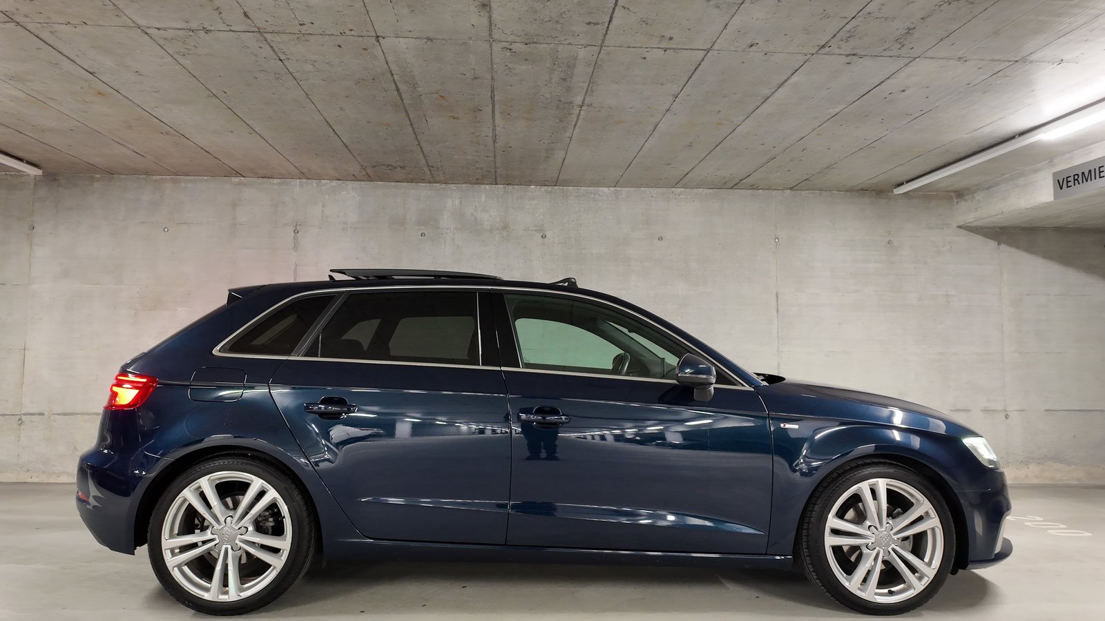 AUDI A3 Sportback 35 TFSI Sport S-tronic, Essence, Occasion / Utilisé, Automatique - 4