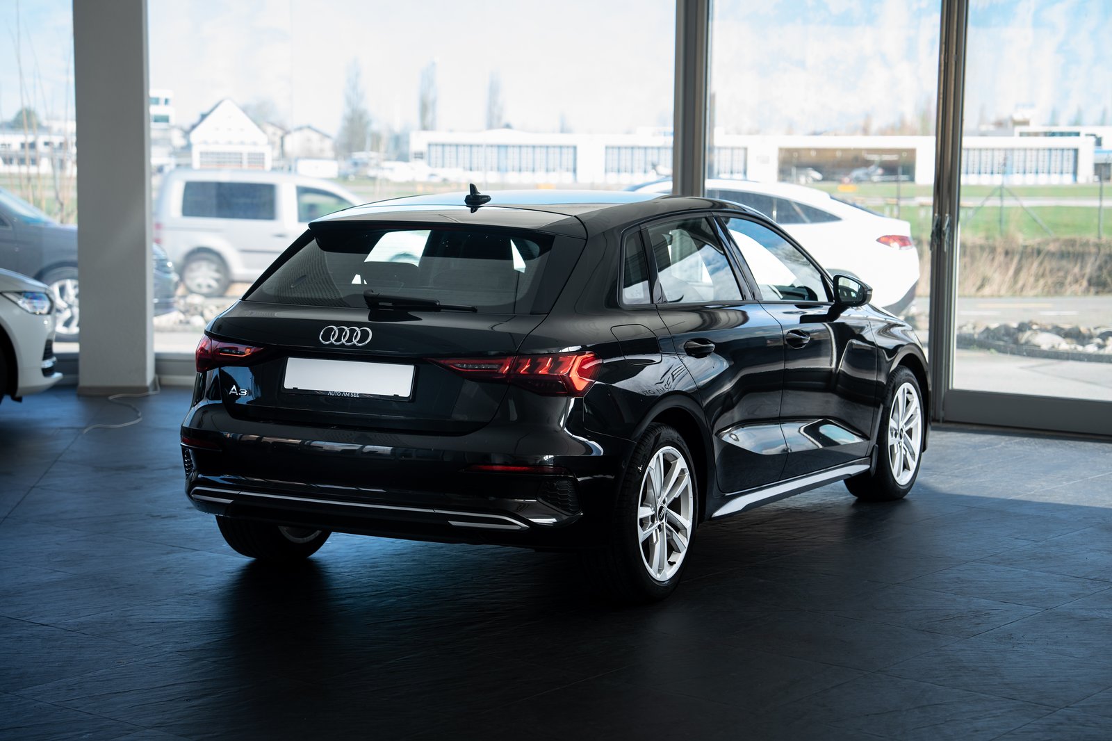 AUDI A3 Sportback 1.5 35 TFSI Advanced S-Tronic, Mild-Hybrid Petrol/Electric, Second hand / Used, Automatic - 2