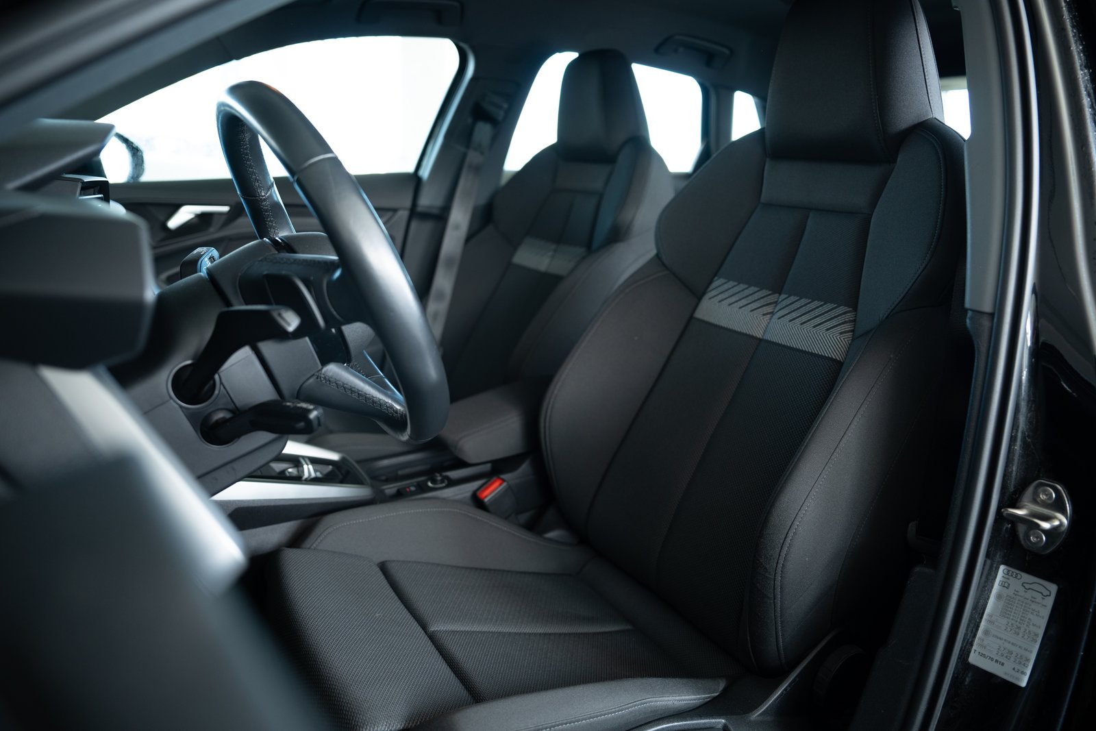AUDI A3 Sportback 1.5 35 TFSI Advanced S-Tronic, Mild-Hybrid Petrol/Electric, Second hand / Used, Automatic - 5