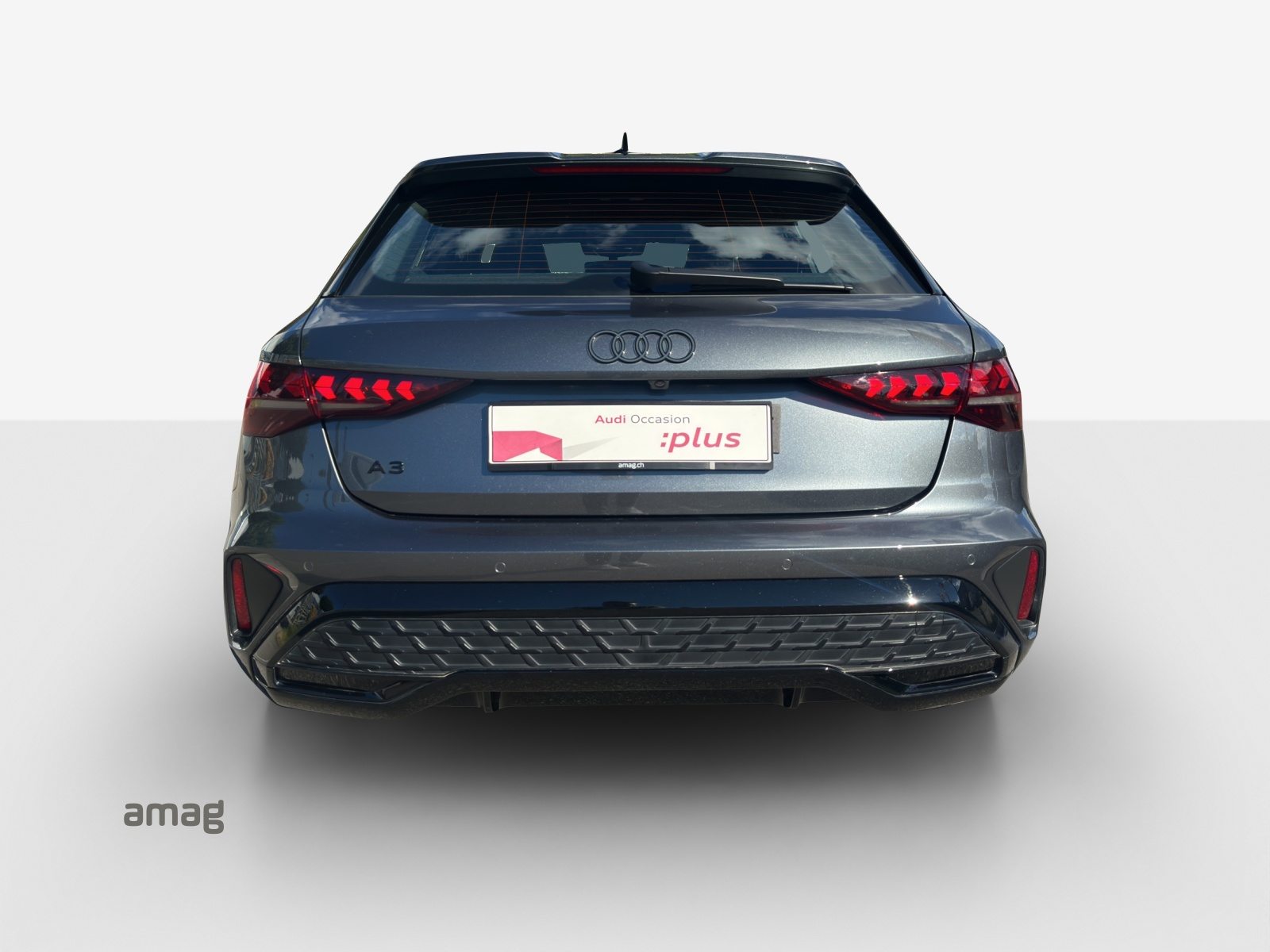 AUDI A3 Sportback TFSI 110 kW S line, Essence, Occasion / Utilisé, Automatique - 4