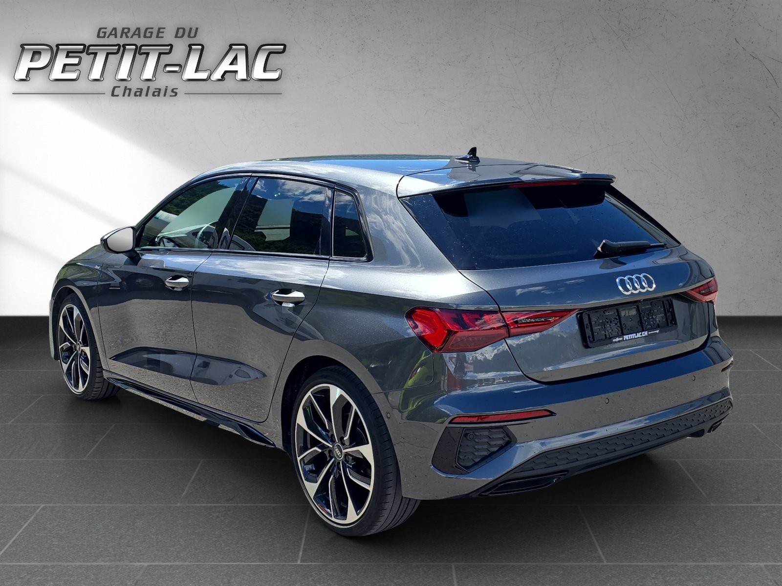 AUDI A3 Sportback 35 TFSI S line Attraction S-tronic, Mild-Hybrid Petrol/Electric, Second hand / Used, Automatic - 6