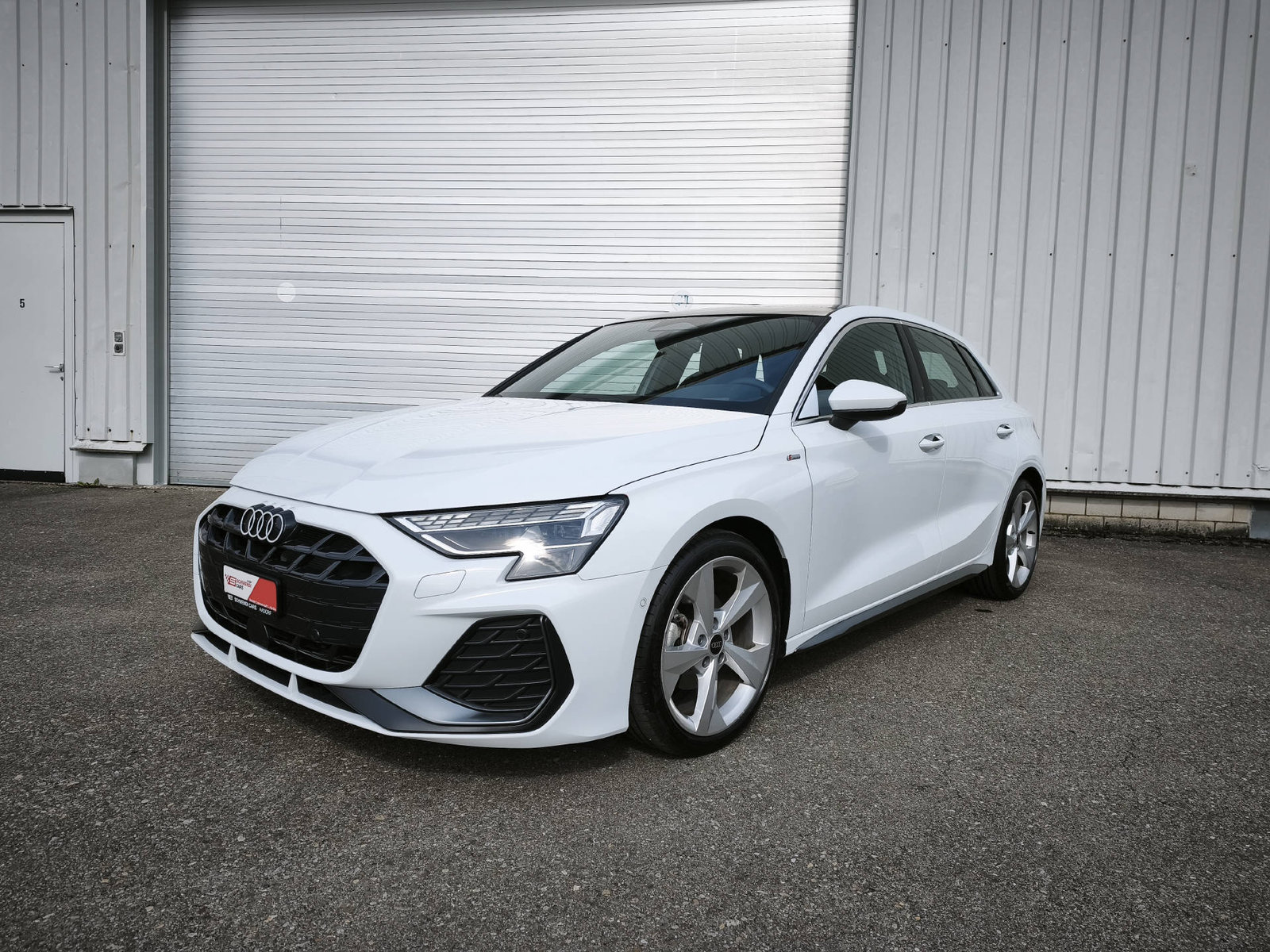 AUDI A3 Sportback 1.5 TFSI S Line S-Tronic, Mild-Hybrid Petrol/Electric, Second hand / Used, Automatic - 2
