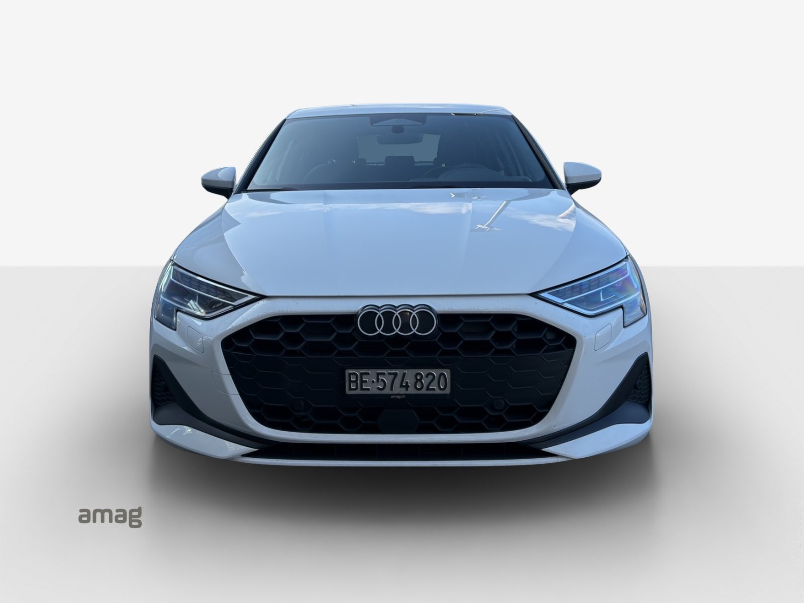 AUDI A3 Sportback TFSI e 150 kW Attraction, Hybride Intégral Essence/Électricité, Occasion / Utilisé, Automatique - 2